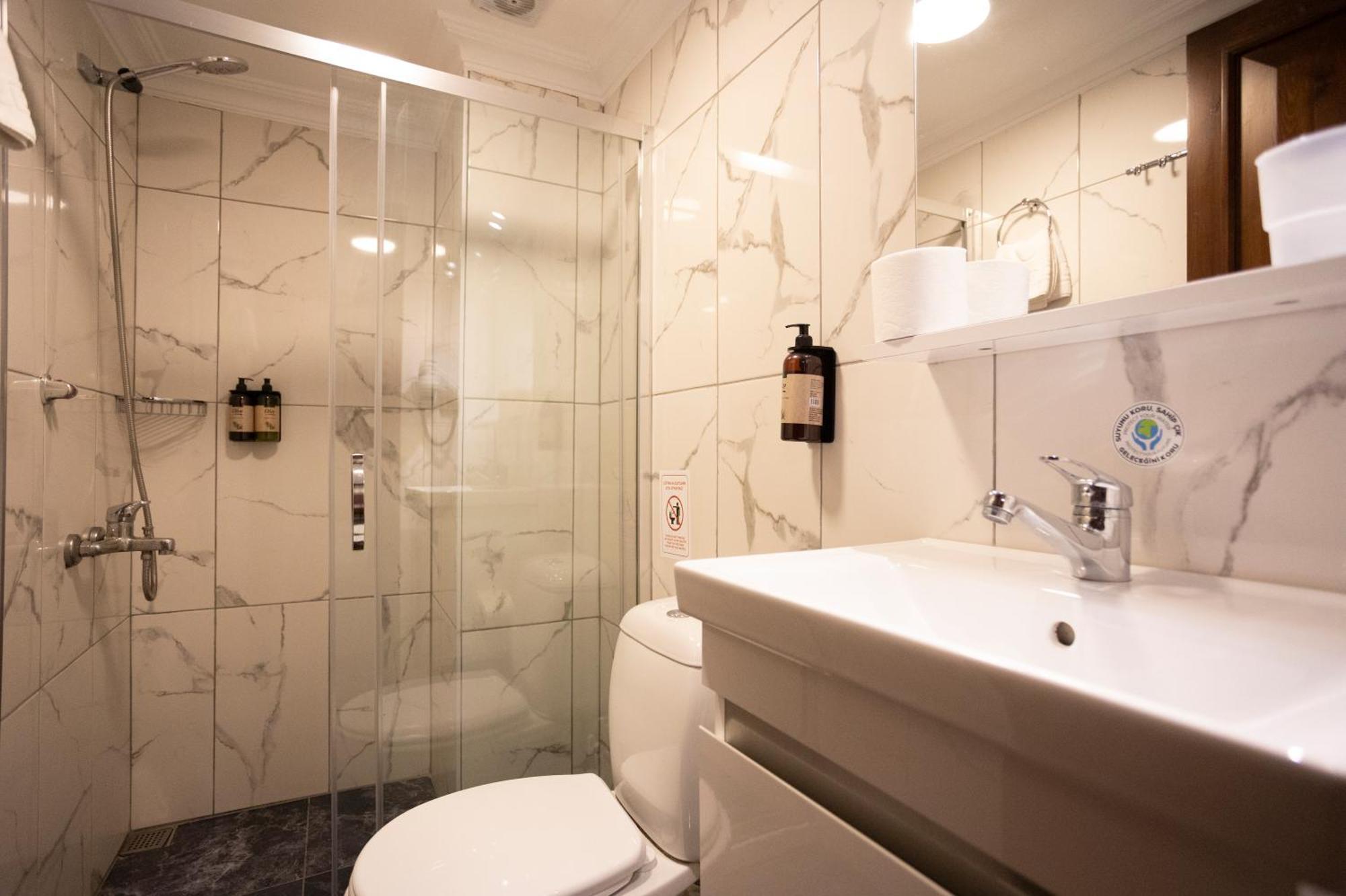 Economy Double or Twin Room Ground Floor