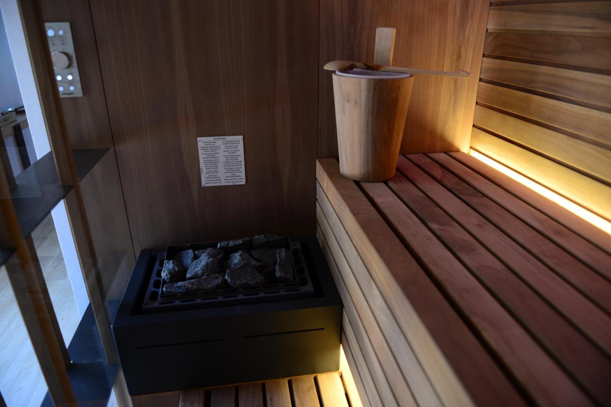 Queen Room Spa Bath