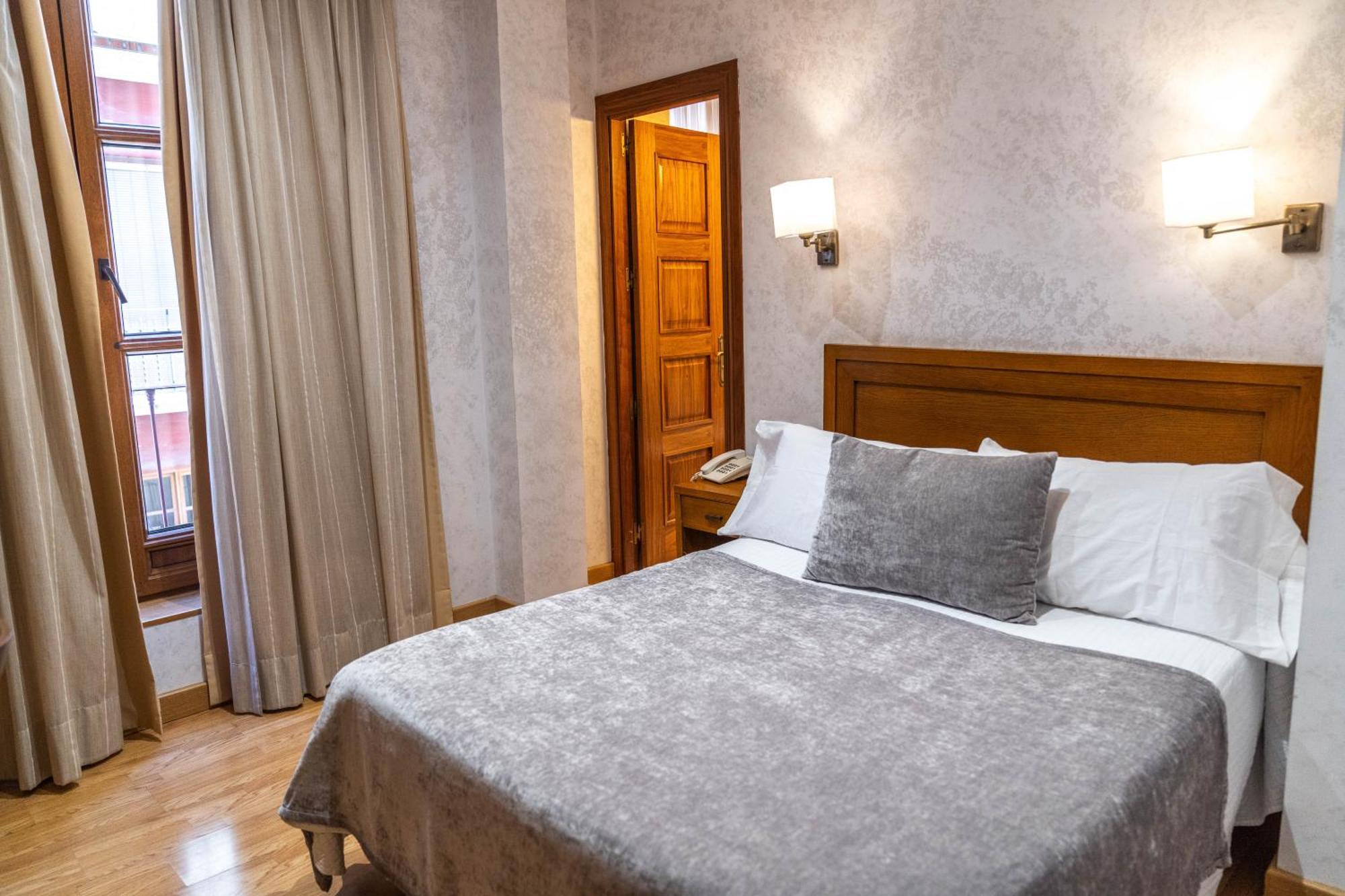 Matrimonial Double Room,1537152745:JPEG
