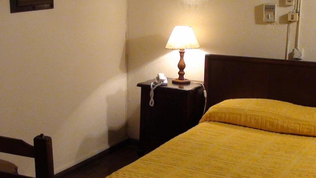 Triple Room with Shared Bathroom,18781169:JPEG