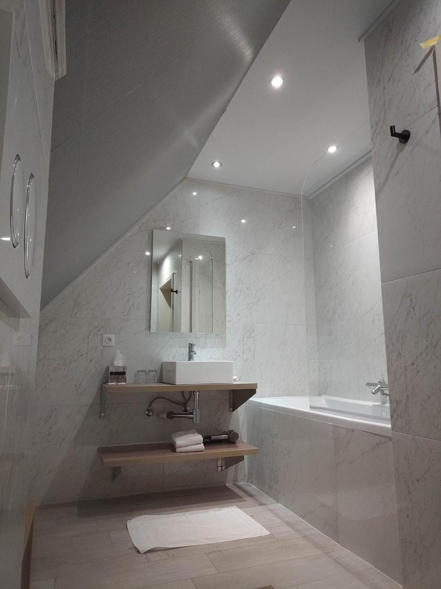 Classic Triple Room,1541372611:JPEG