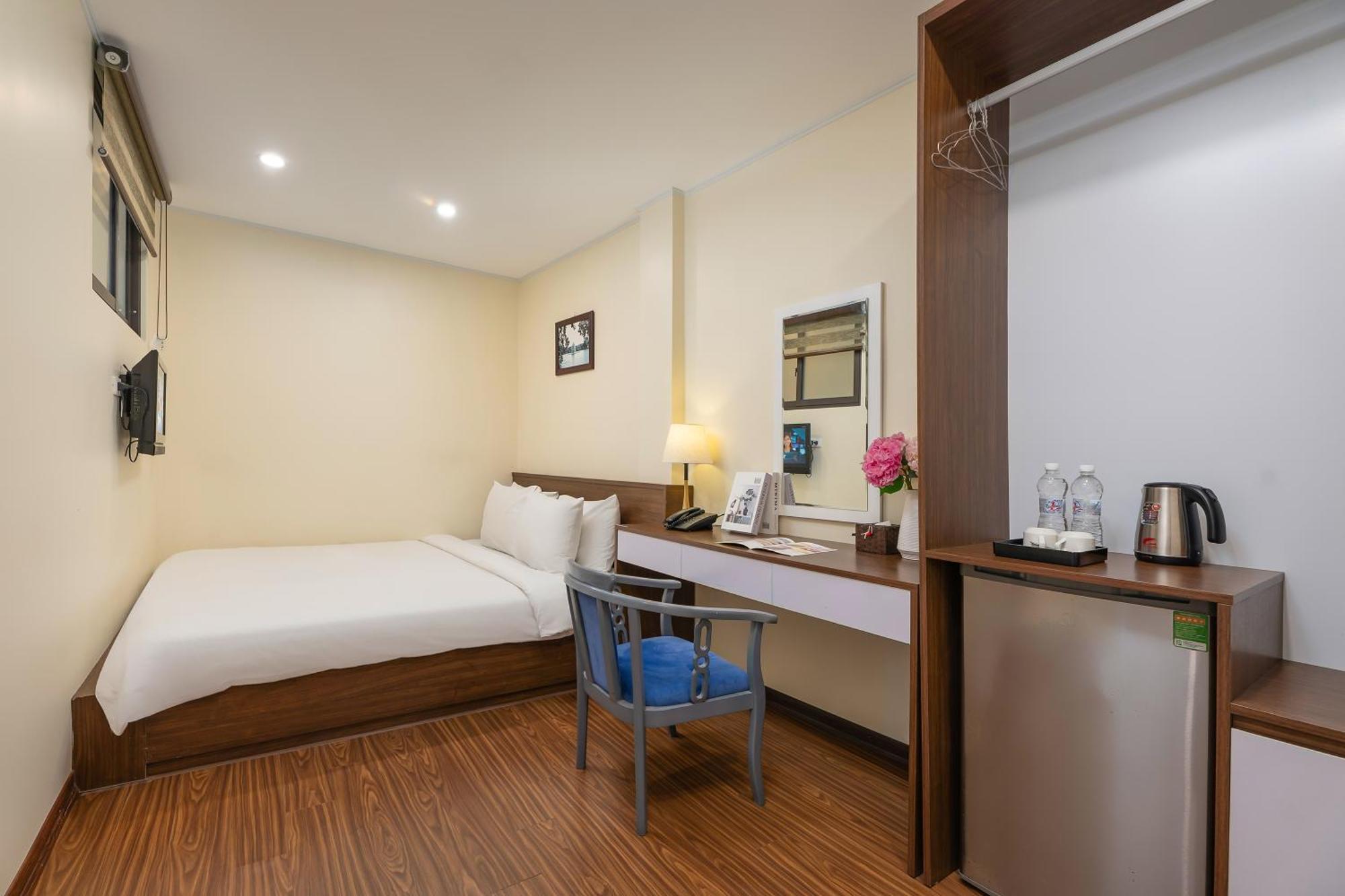 Standard King Room