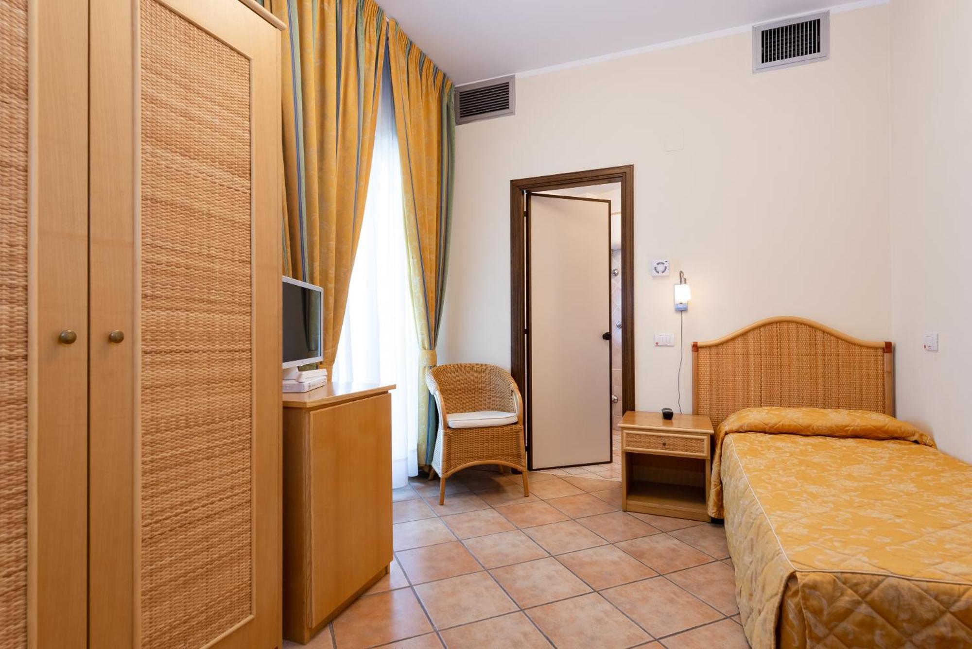 Single Room