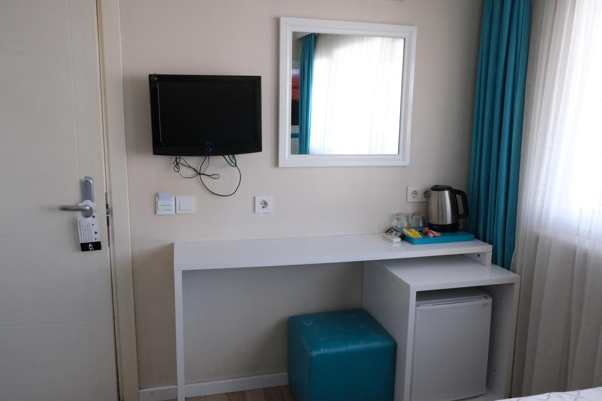 Economy Twin Room