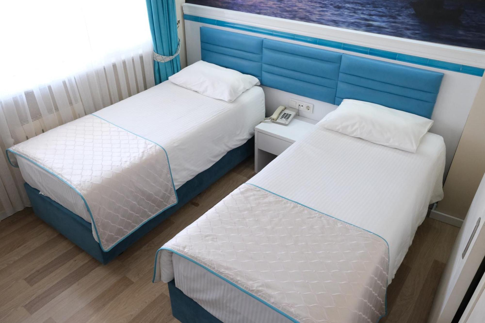 Economy Twin Room