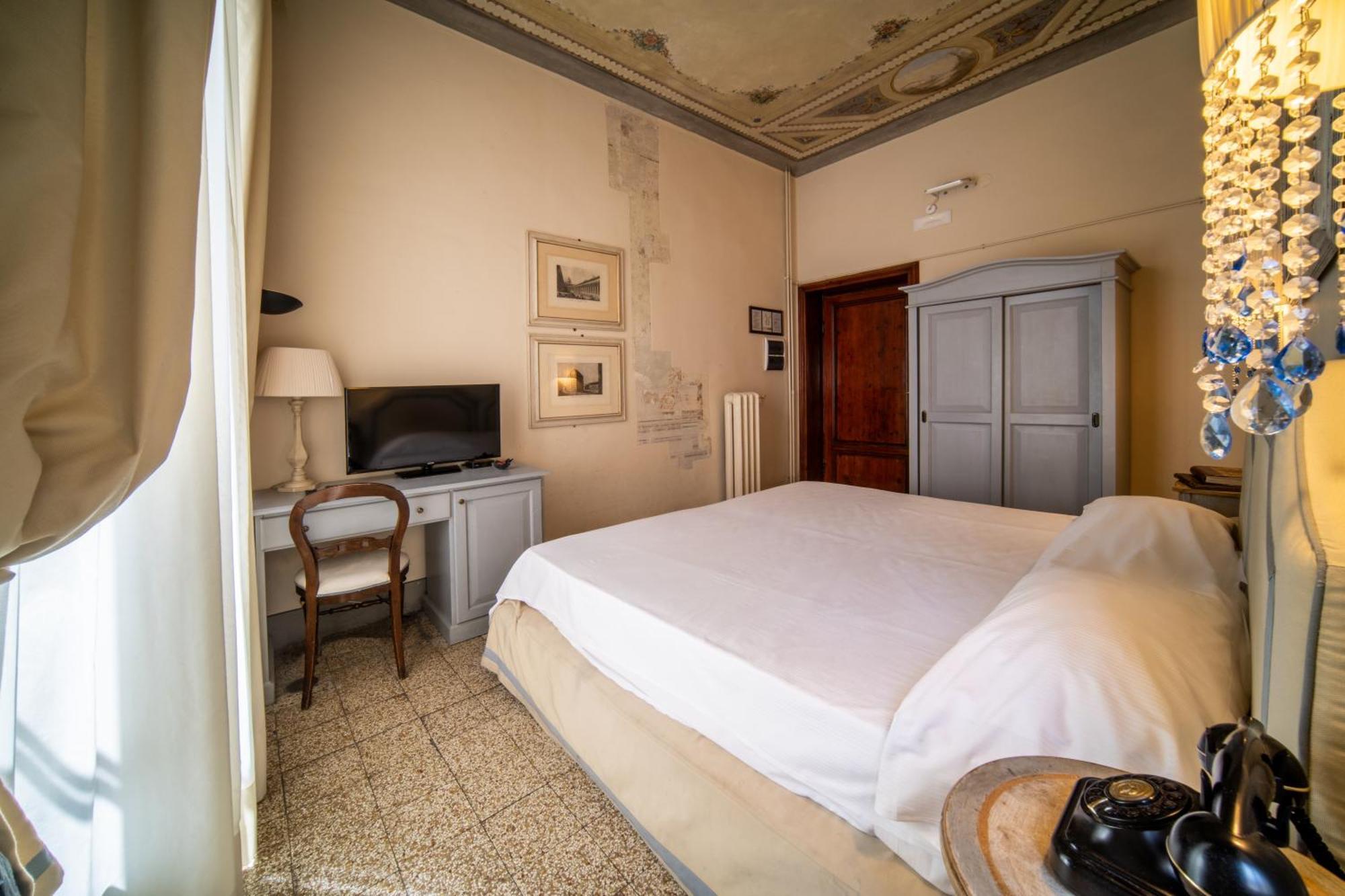 Classic Double or Twin Room