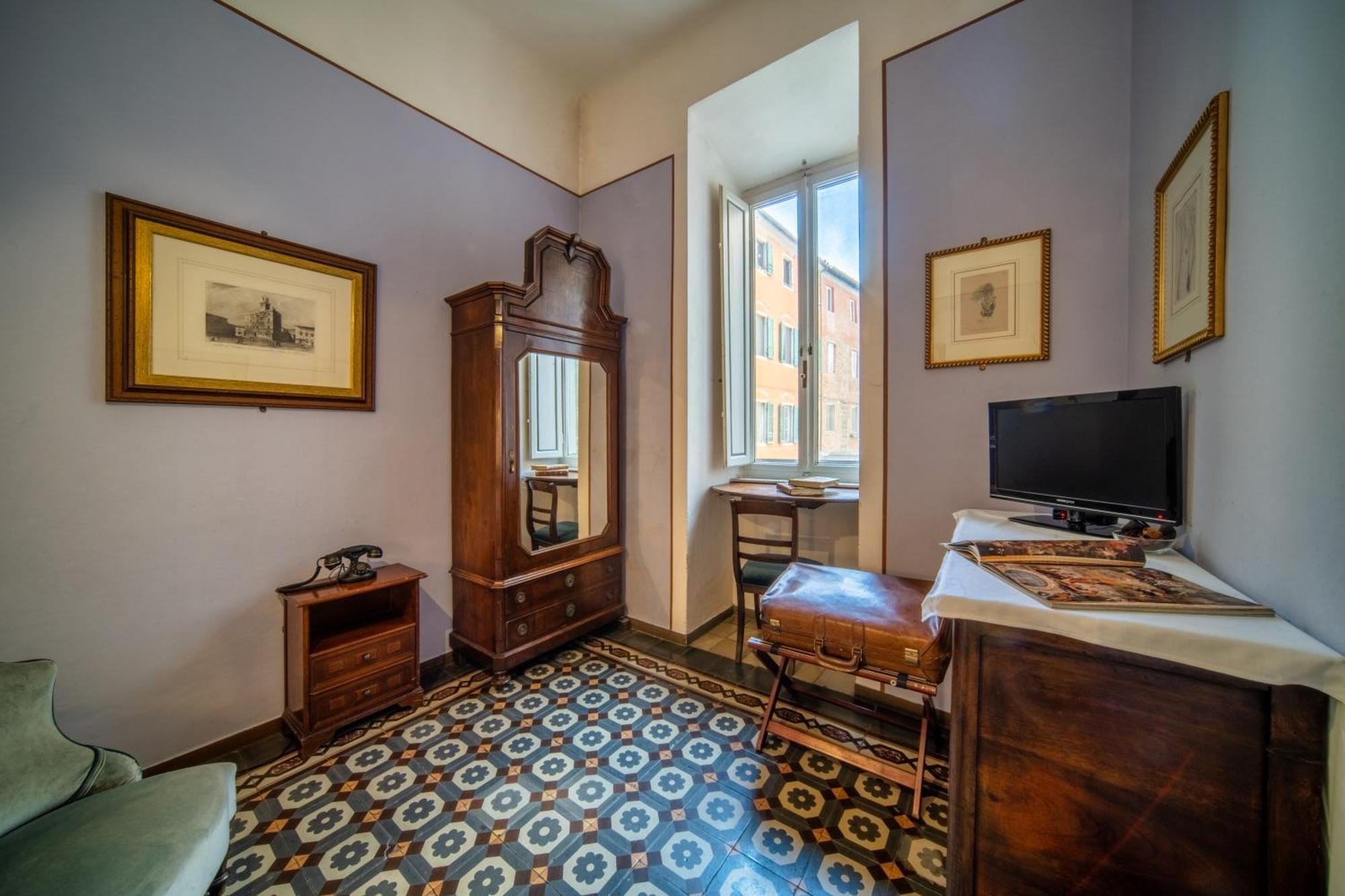 Classic Double or Twin Room