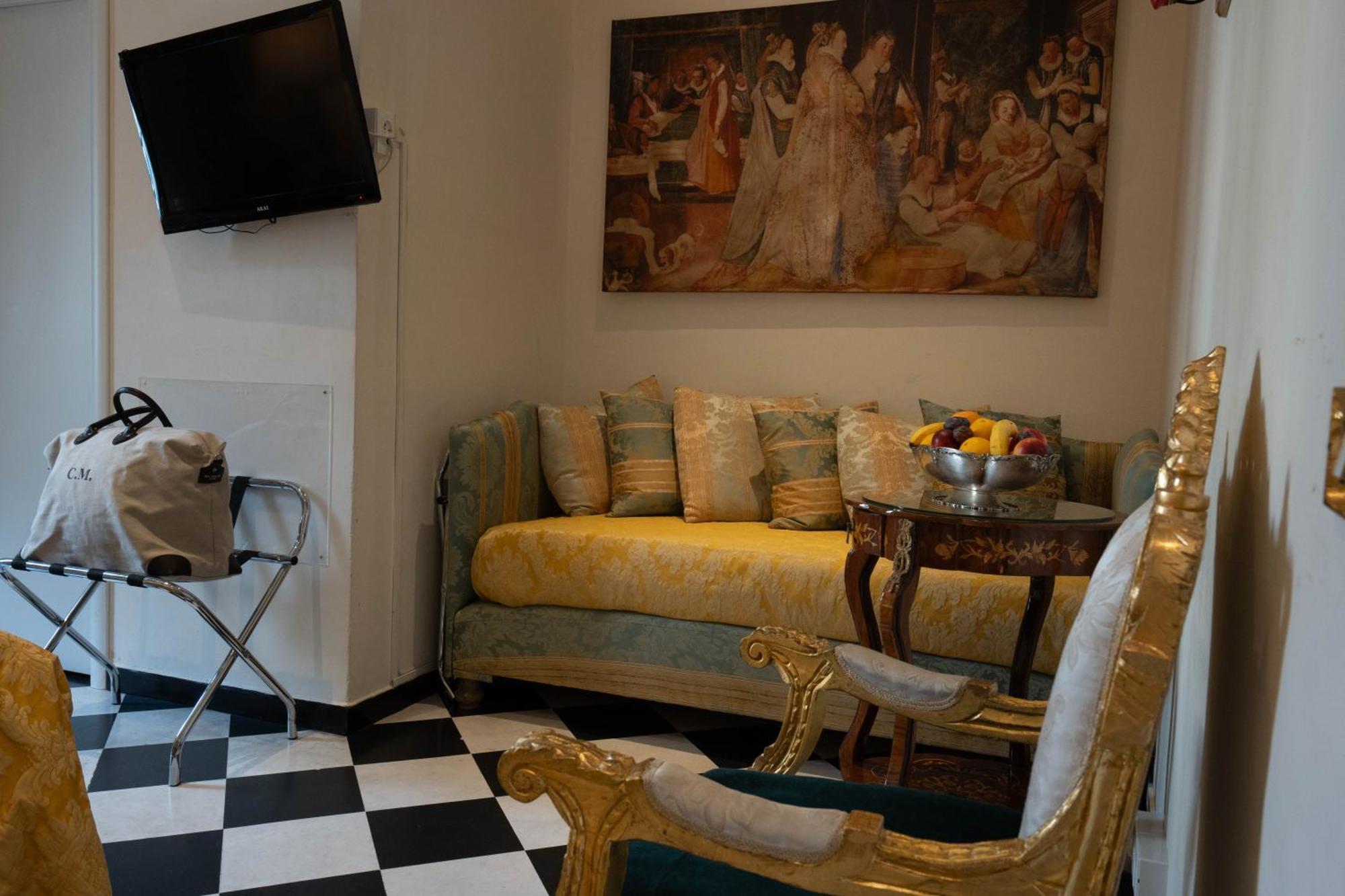 Comfort Triple Room