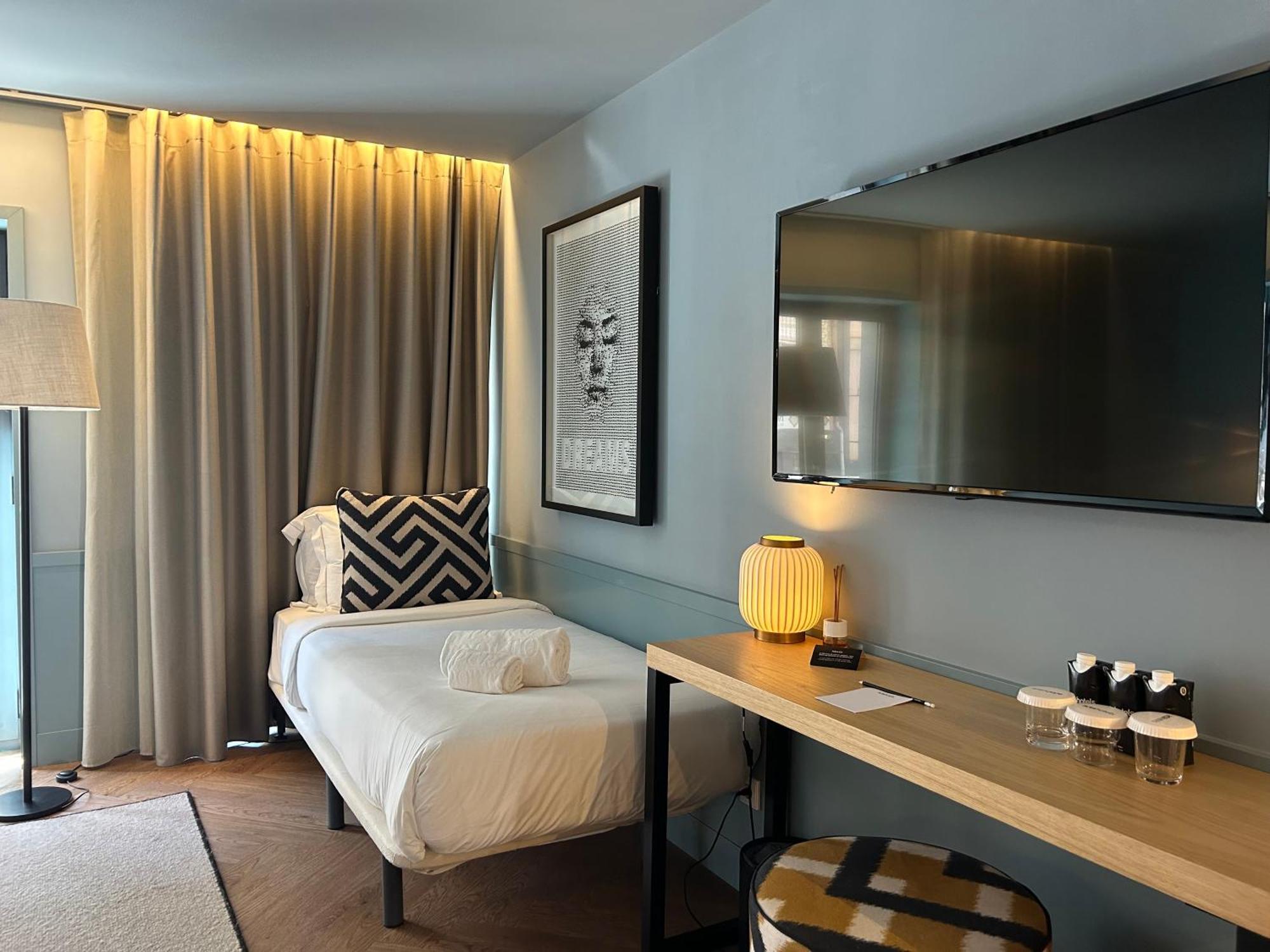 Triple Room,1544925427:JPEG