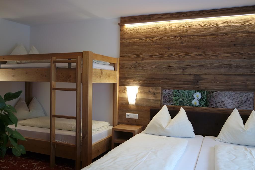 Familienzimmer ohne Balkon
