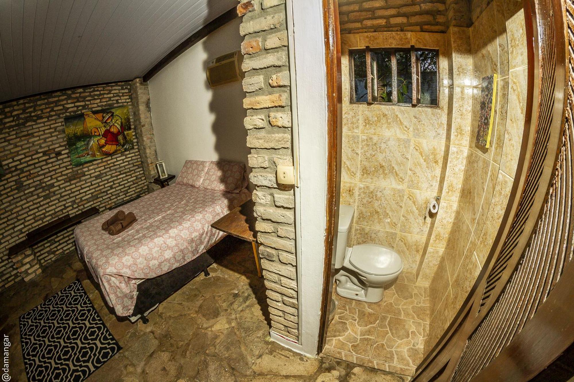 Double Room with Private Bathroom,1747187544:JPEG