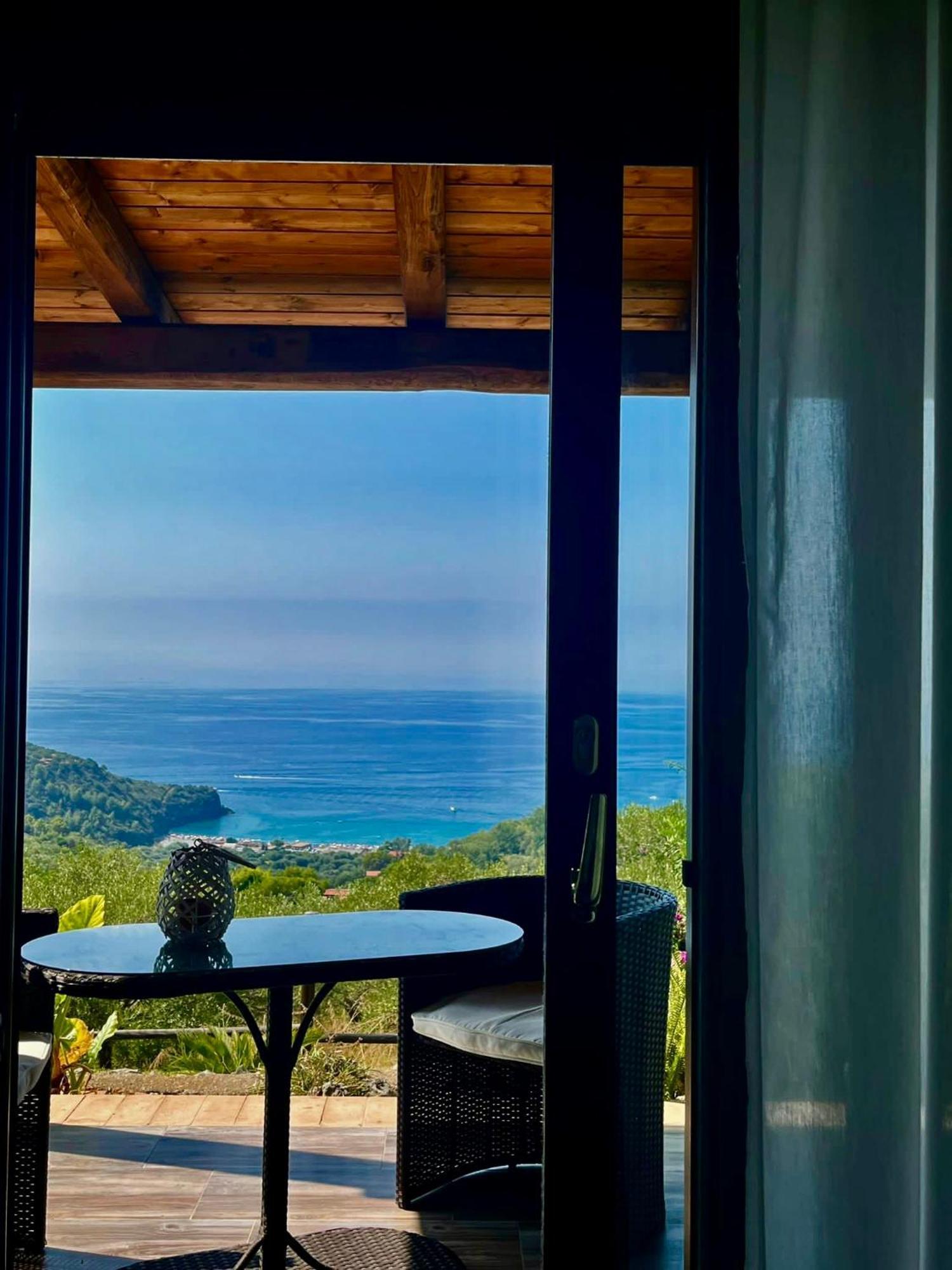 Studio Apartment Sea View