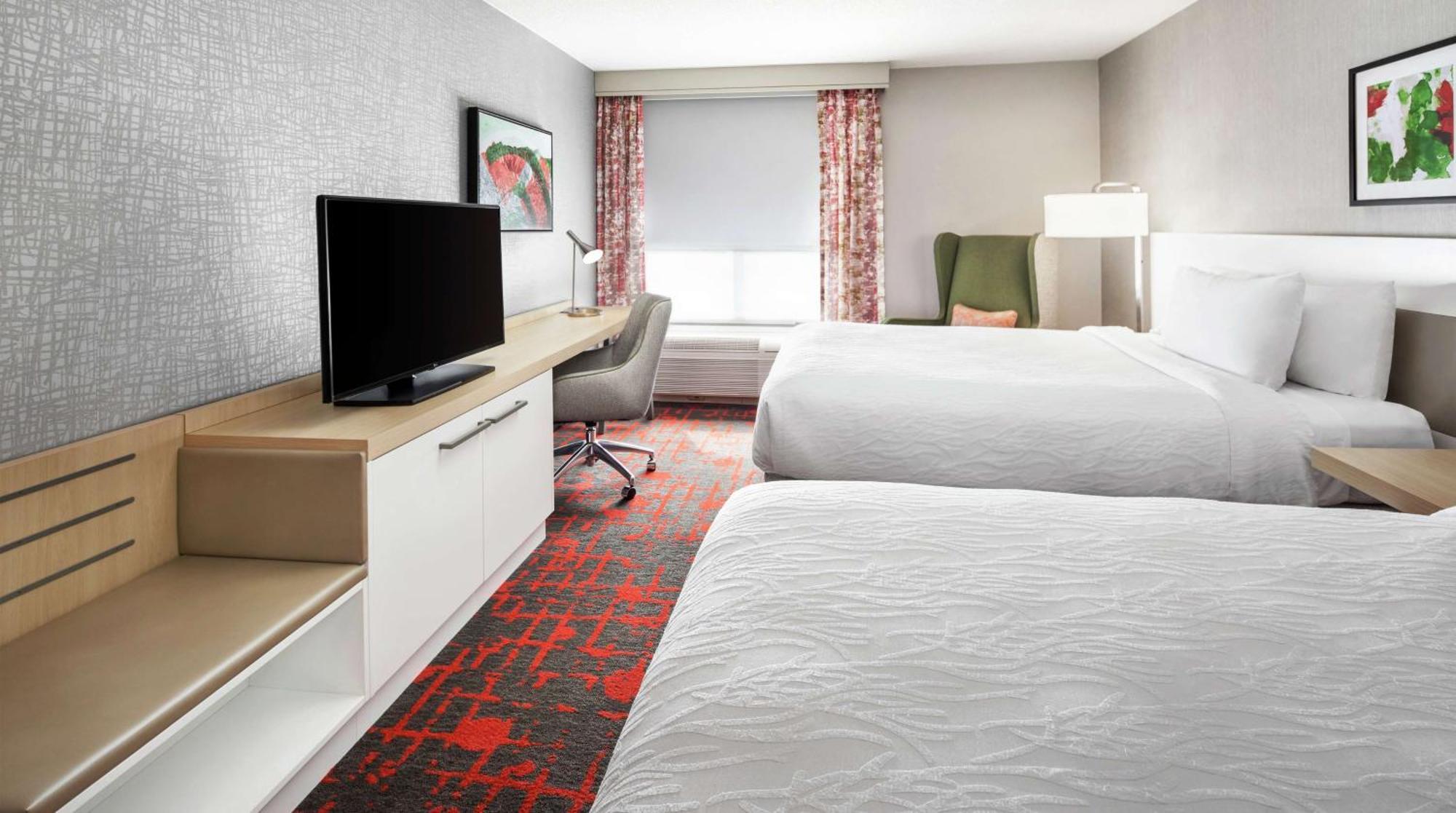 Queen Room with Two Queen Beds,1552298419:JPEG