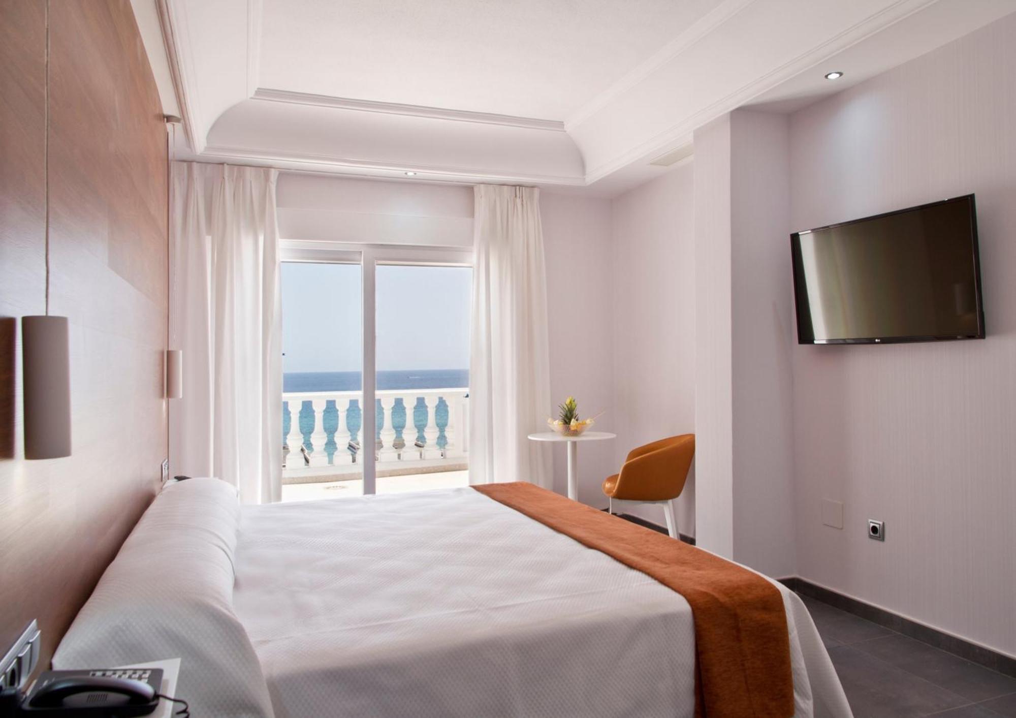 Chambre Lits Jumeaux - Vue sur Mer