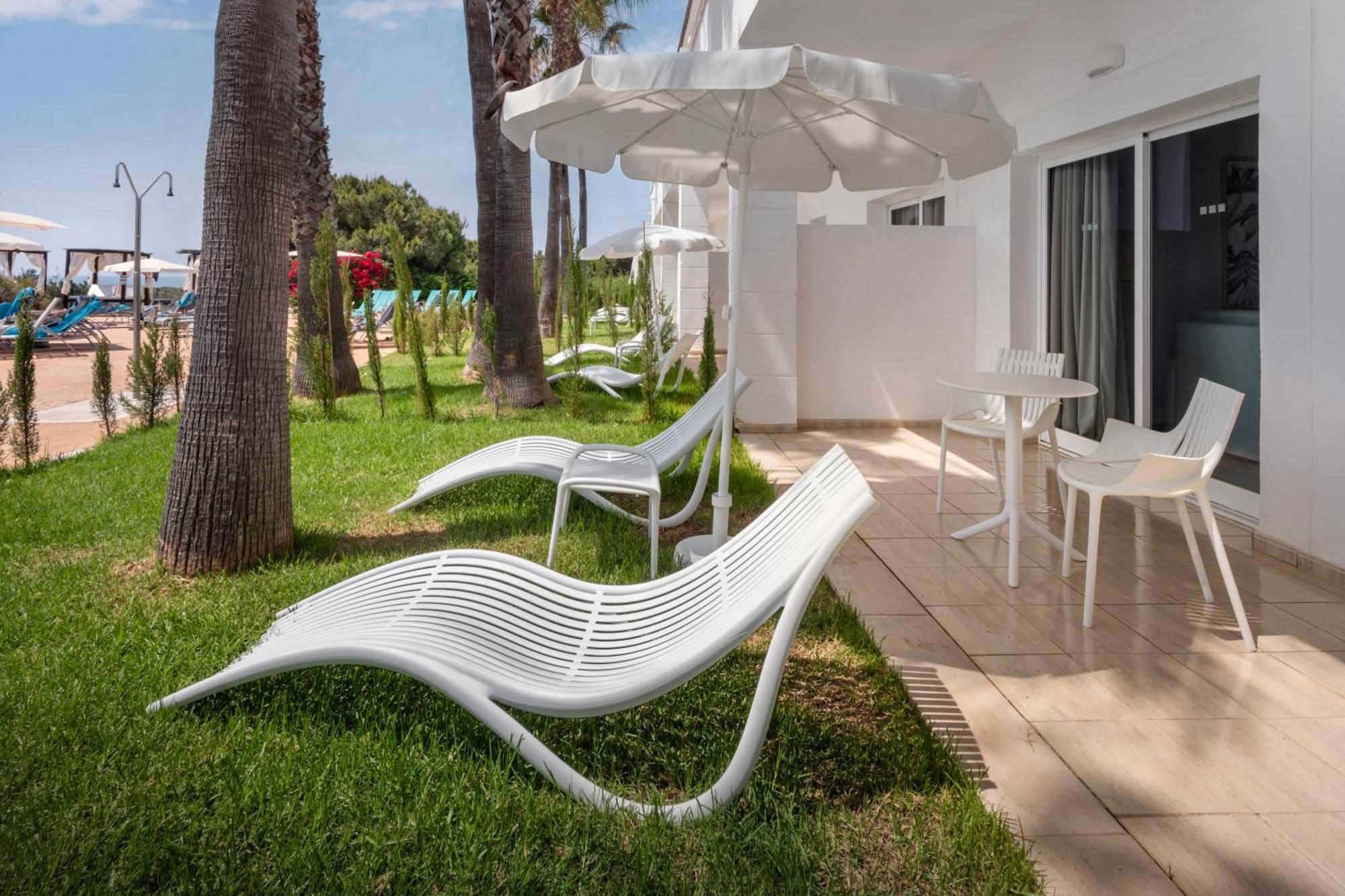 Premium Room Private Garden