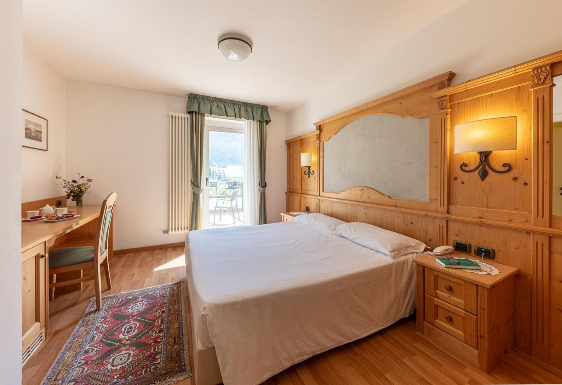 Superior Double or Twin Room with Mountain View,1559686723:JPEG