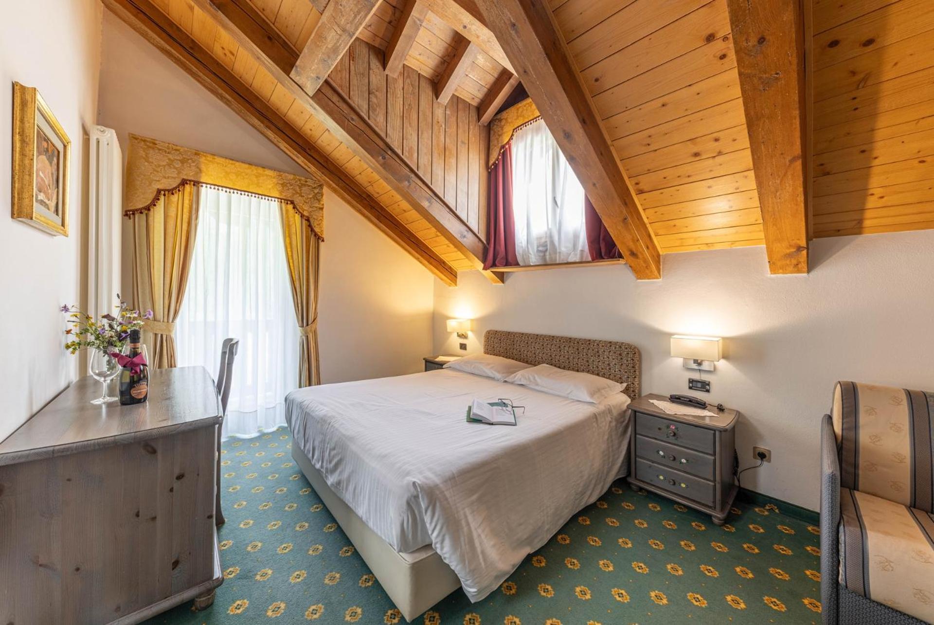 Standard Double Room,1567256513:JPEG
