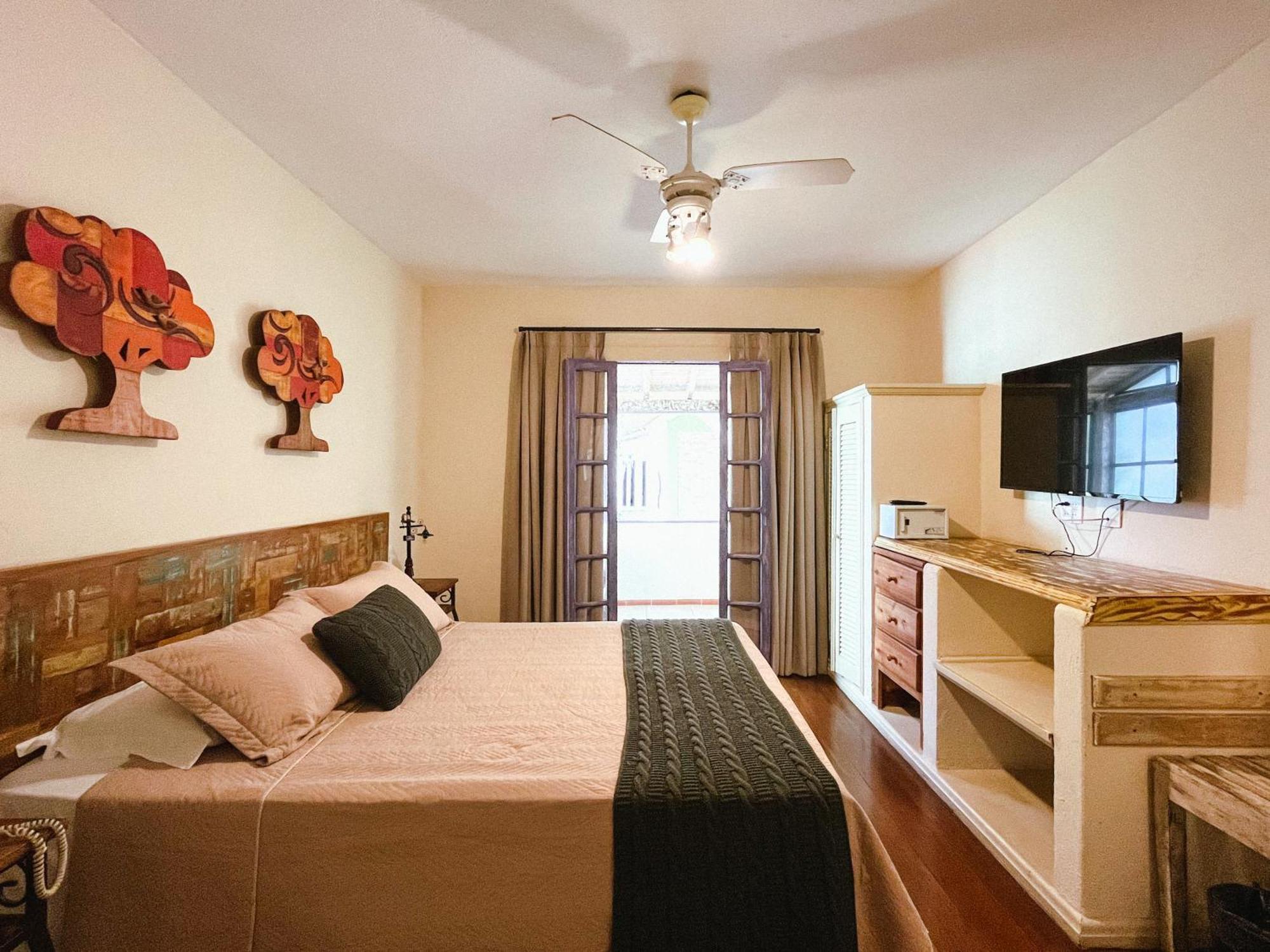 Double Room with Balcony,1576731077:JPEG