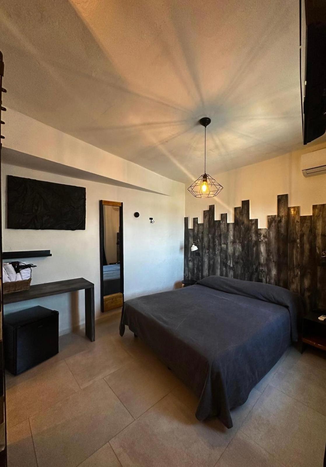Double or Twin Room Sea View