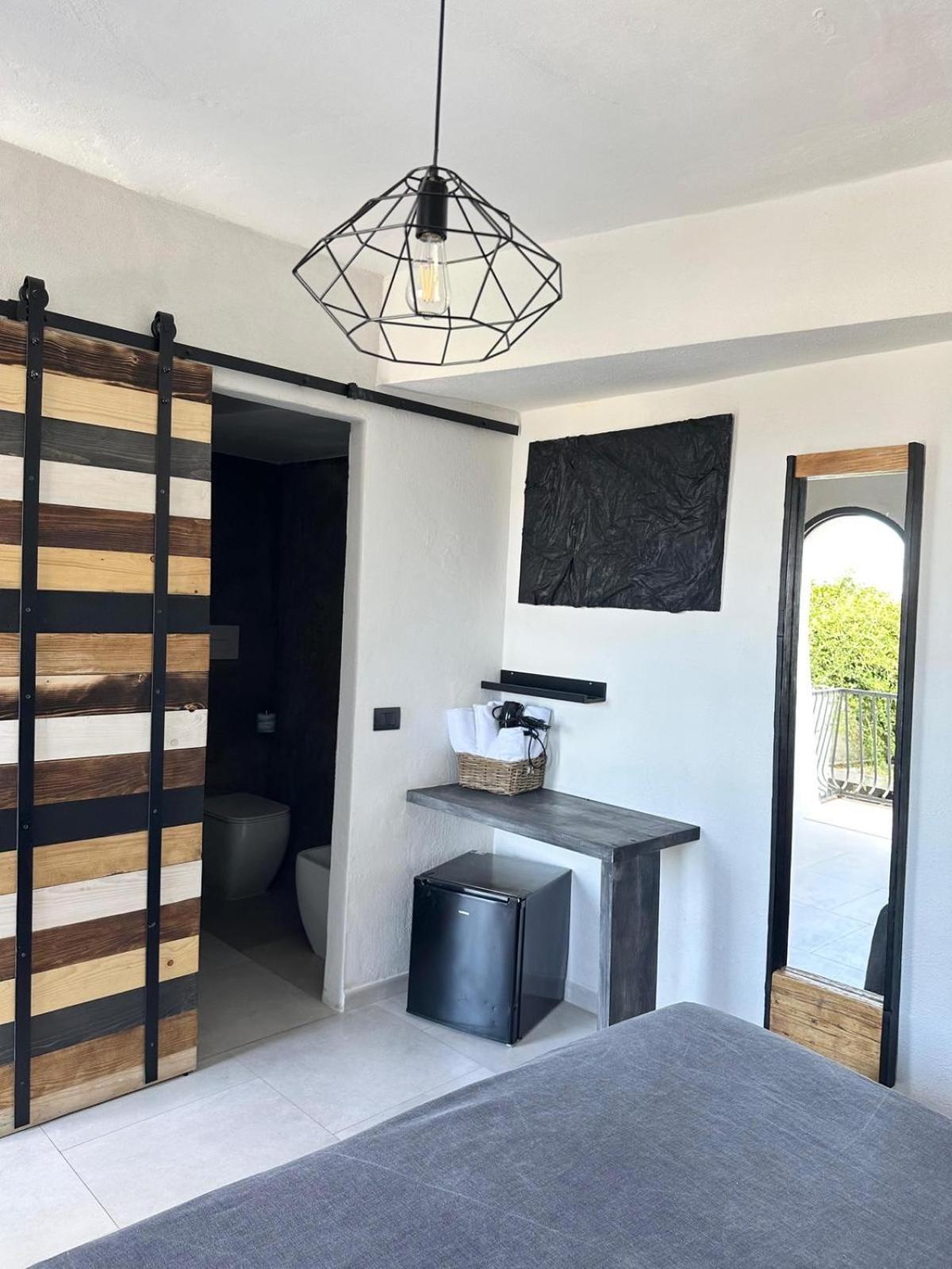 Double or Twin Room Sea View