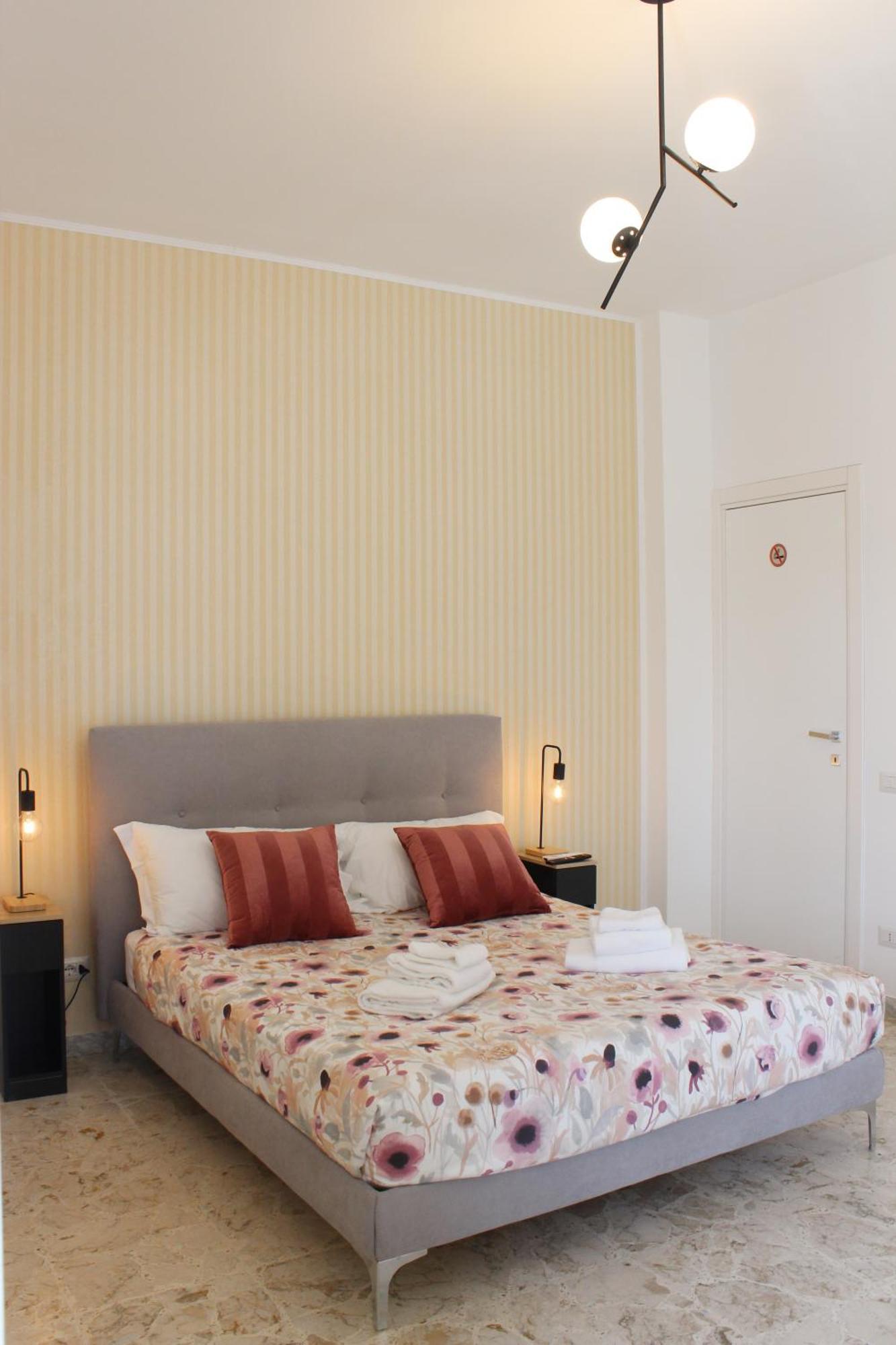 King Room with Balcony,1583145945:JPEG