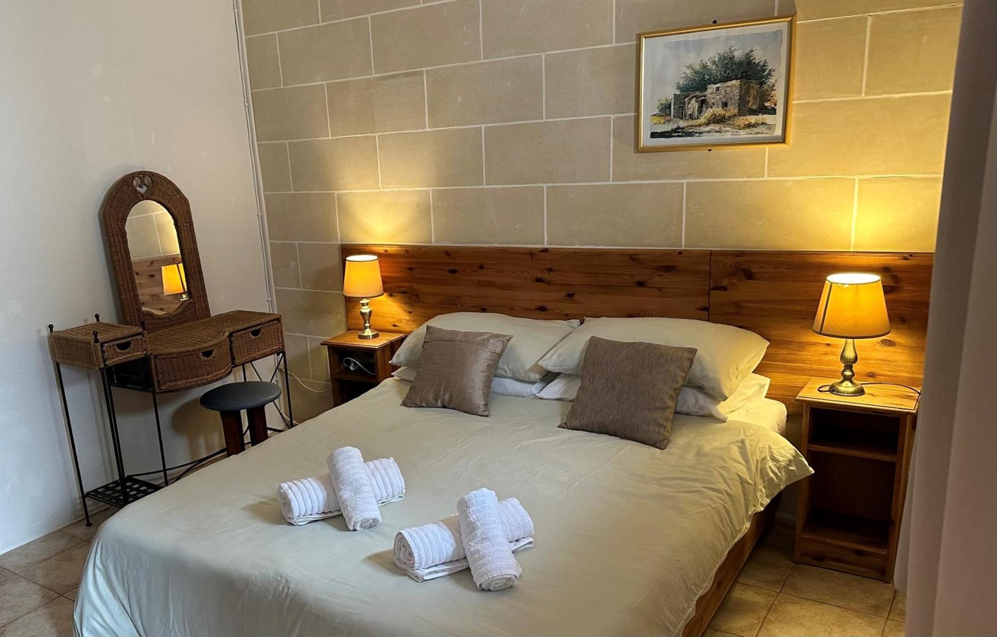 Double Room,1584472906:JPEG