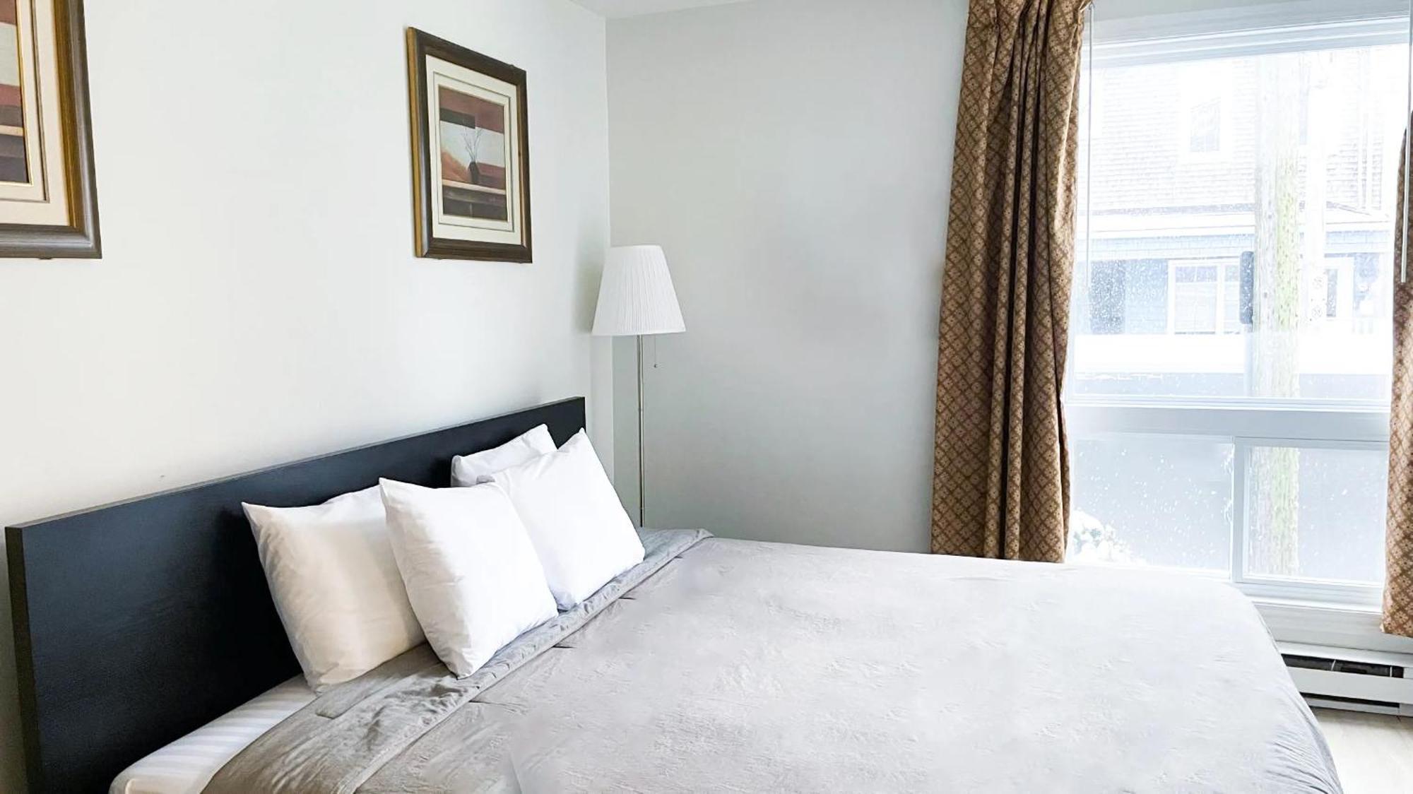 Standard King Room,1586108530:JPEG