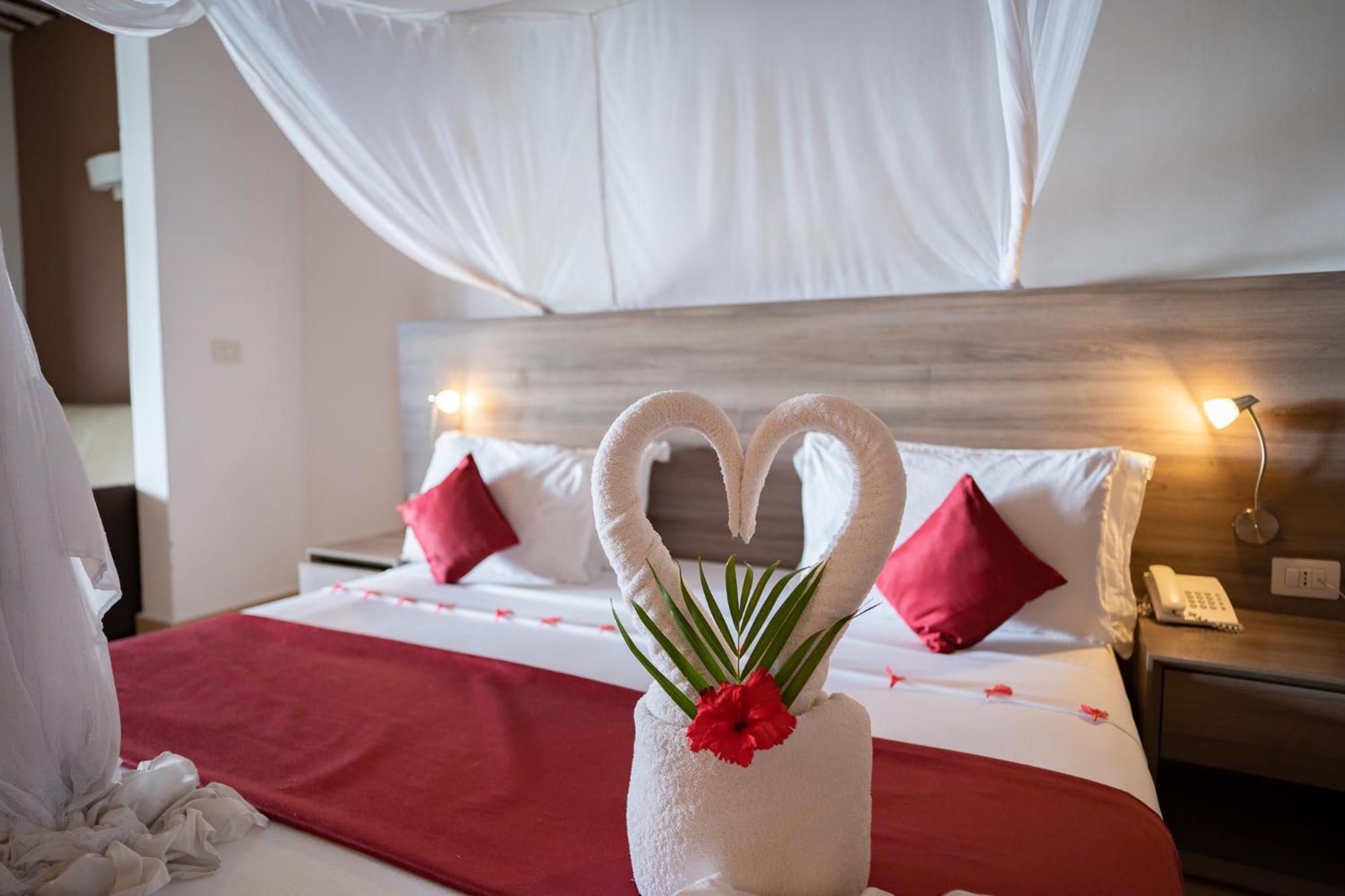 Standard Double Room,1587511957:JPEG