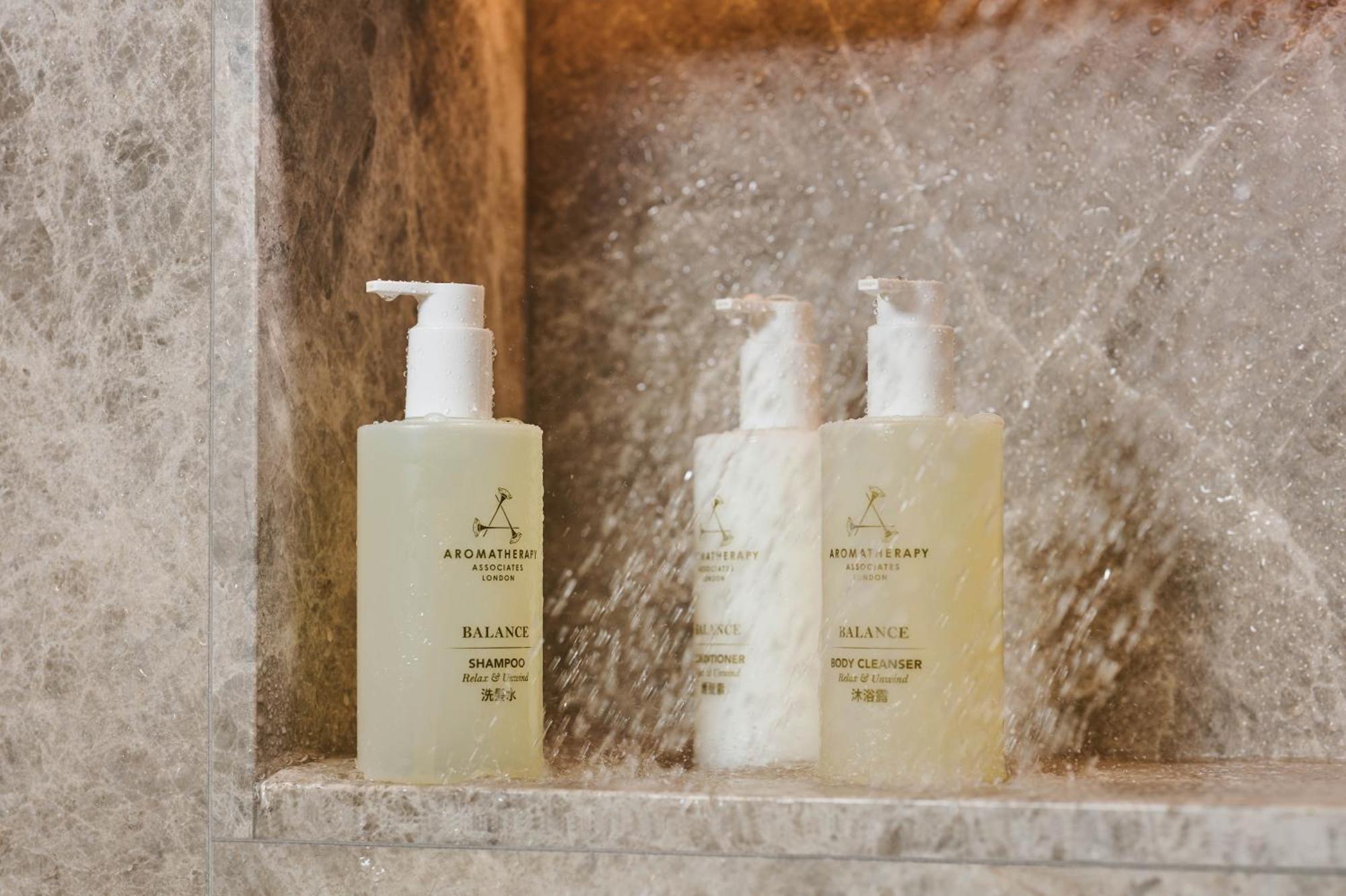 JW One Bedroom Executive Suite with City View & Executive lounge access,1610220792:JPEG