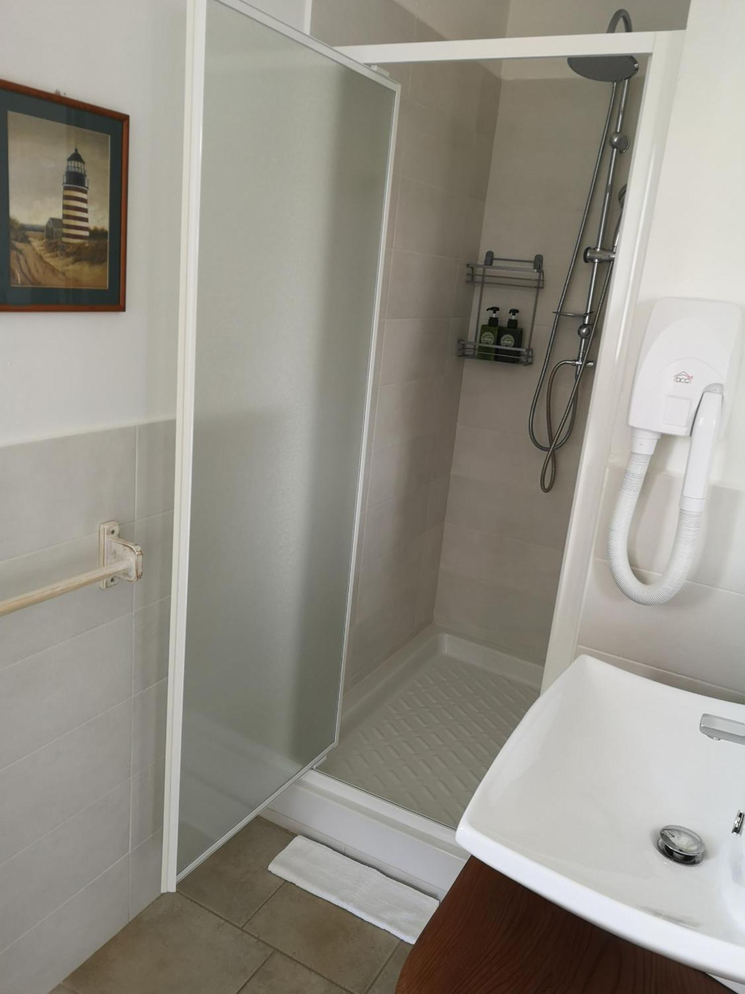 Double Room Private Bathroom