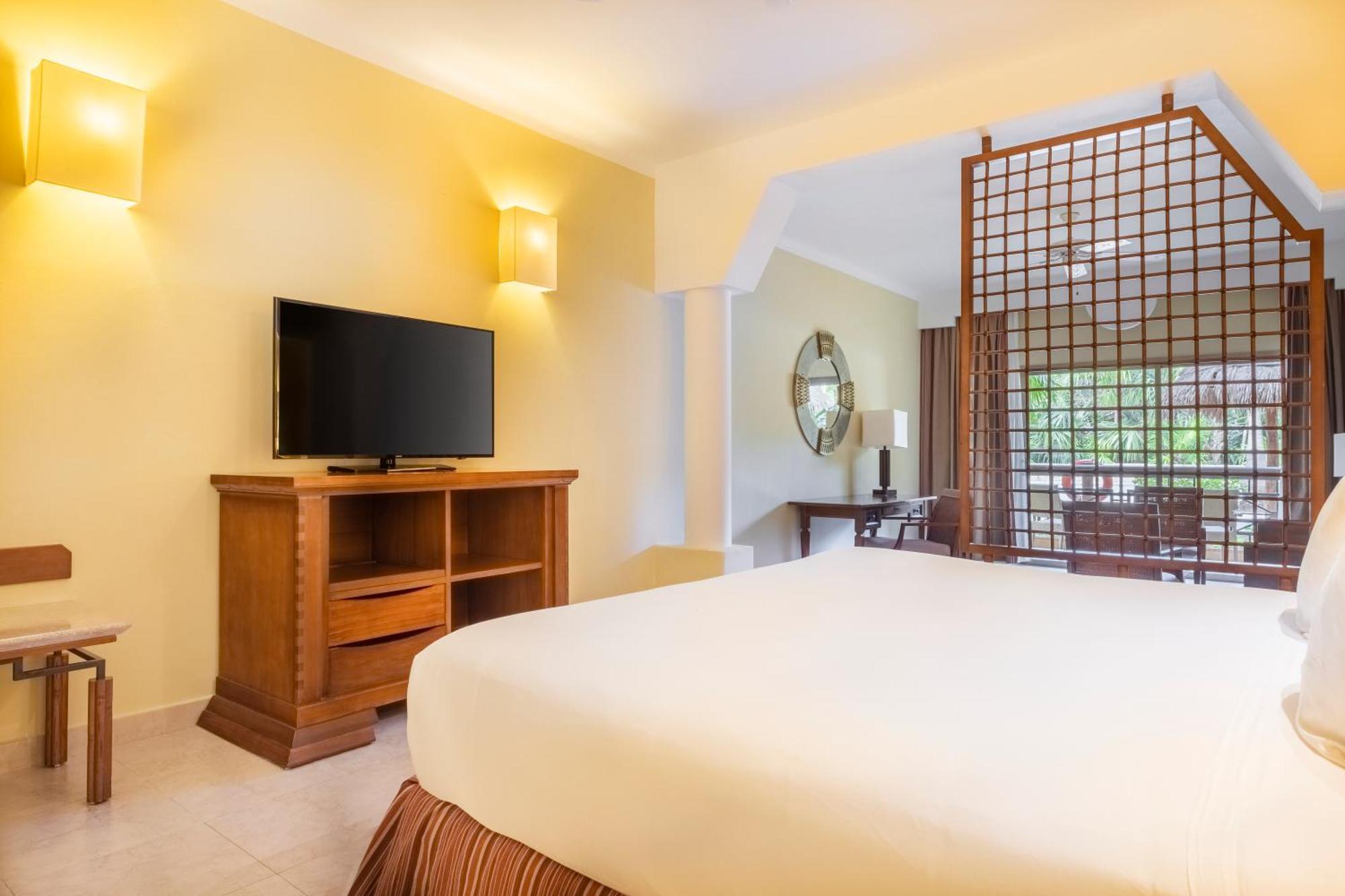 Junior Suite met een Tropisch Uitzicht