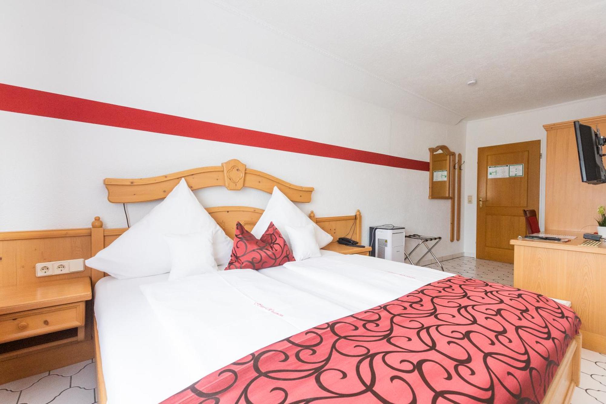 Double Room Private Bathroom