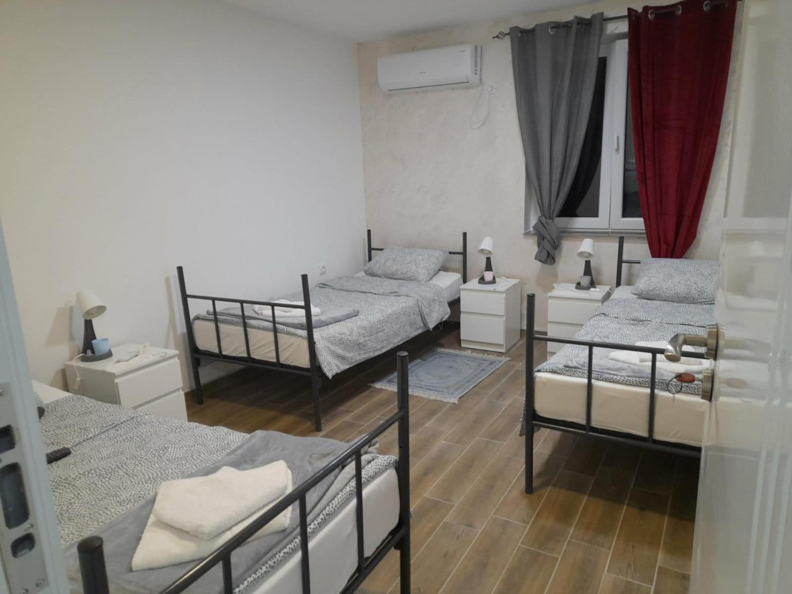 Triple Room with Shared Bathroom