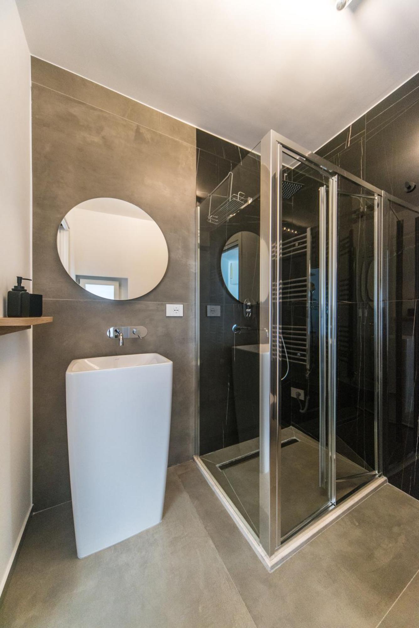 King Room Spa Bath