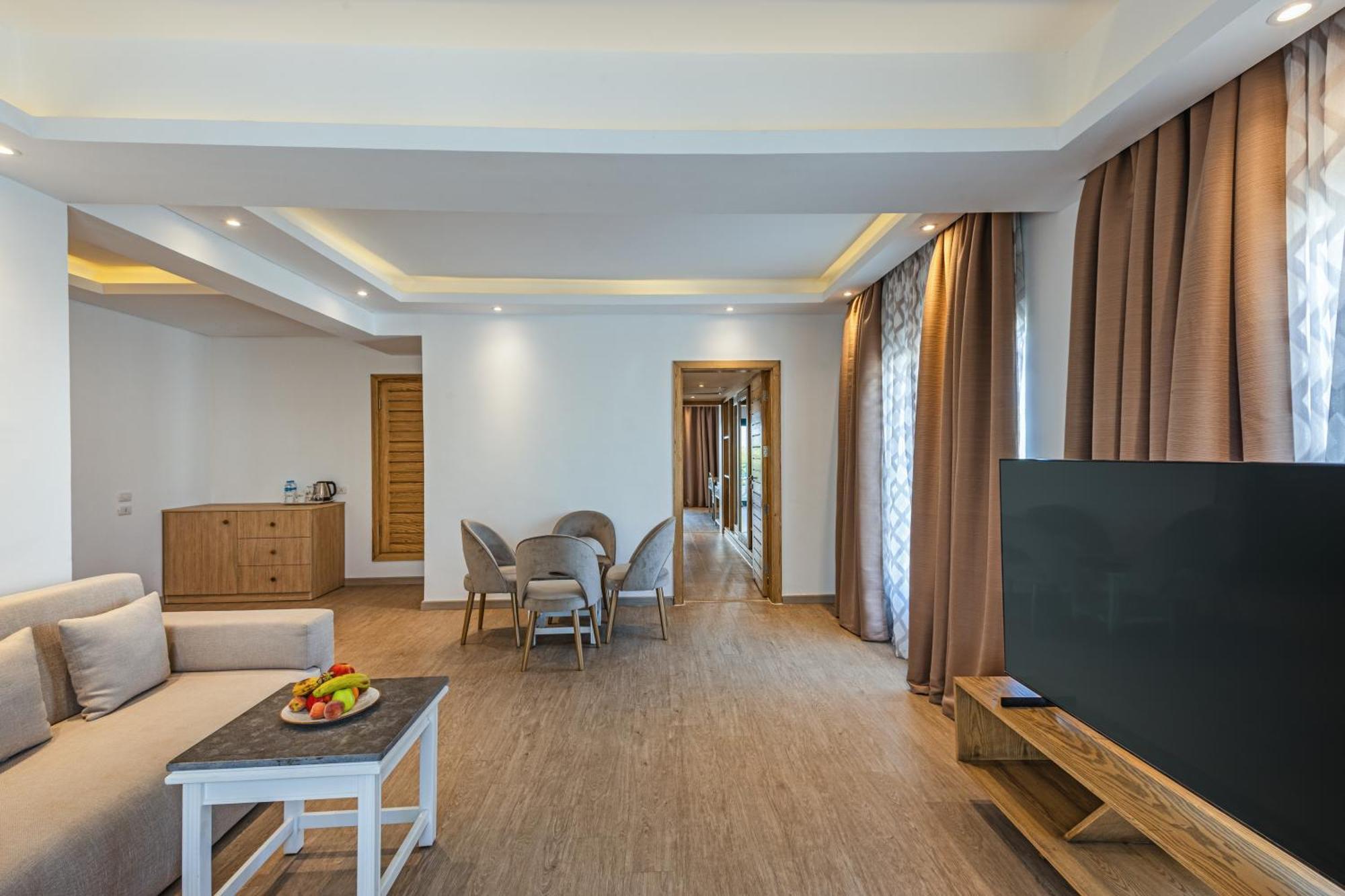 Junior Suite