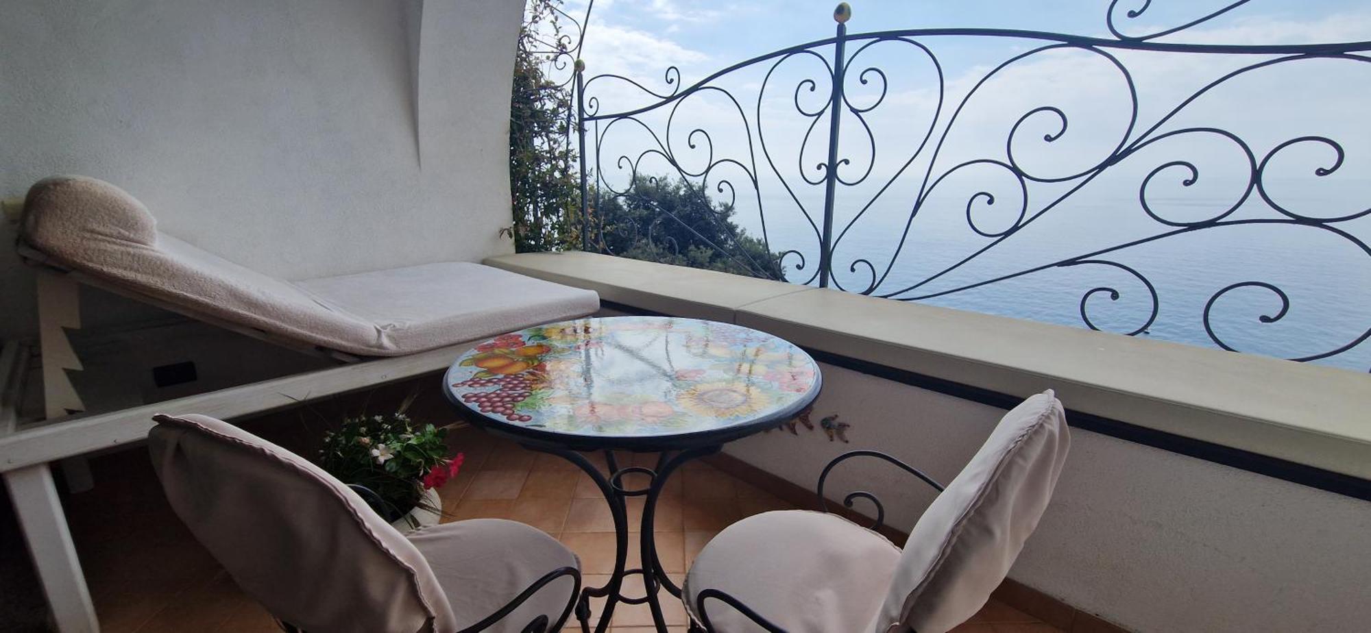 Deluxe Double Room with Terrace