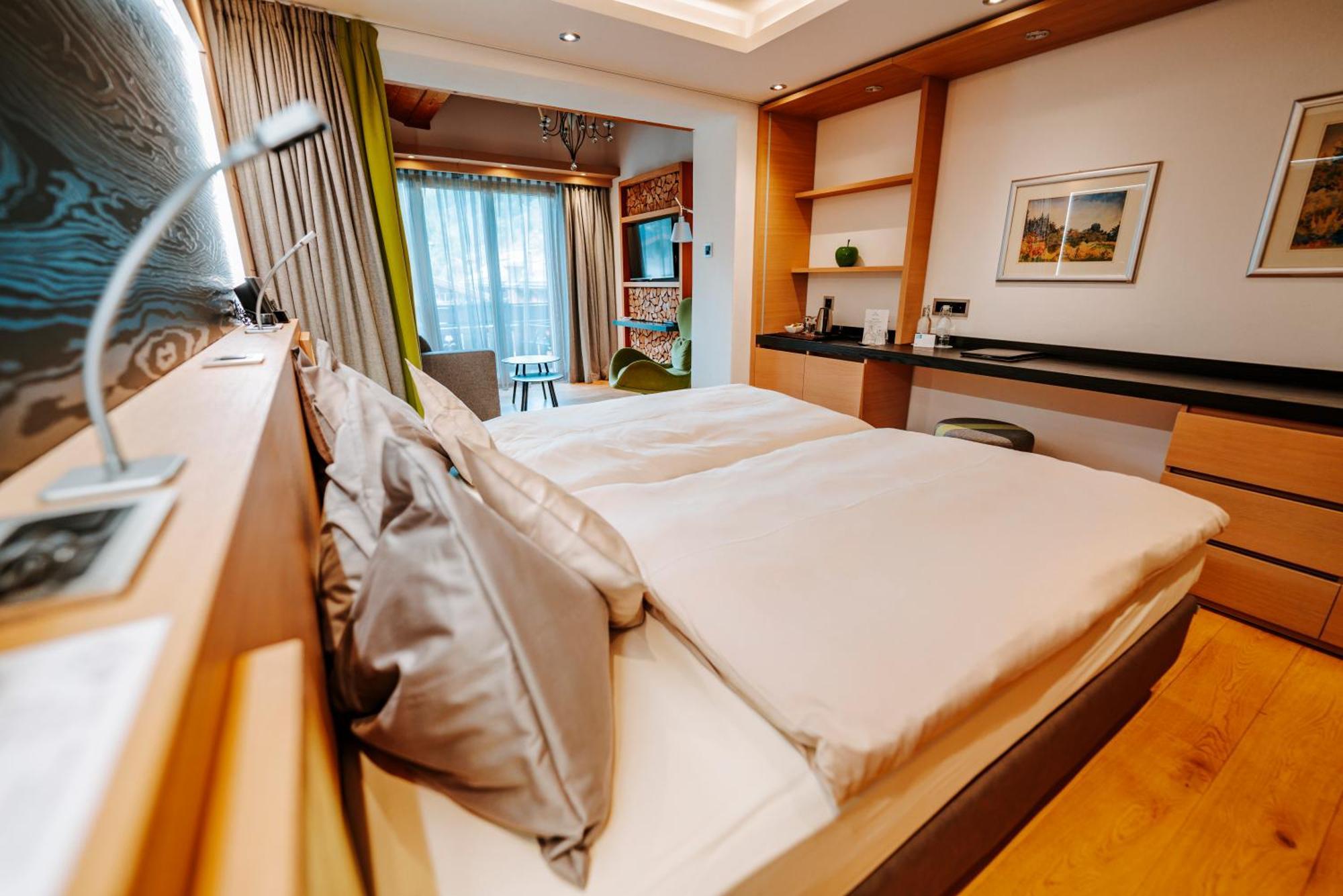 Deluxe Double Room Matterhorn View