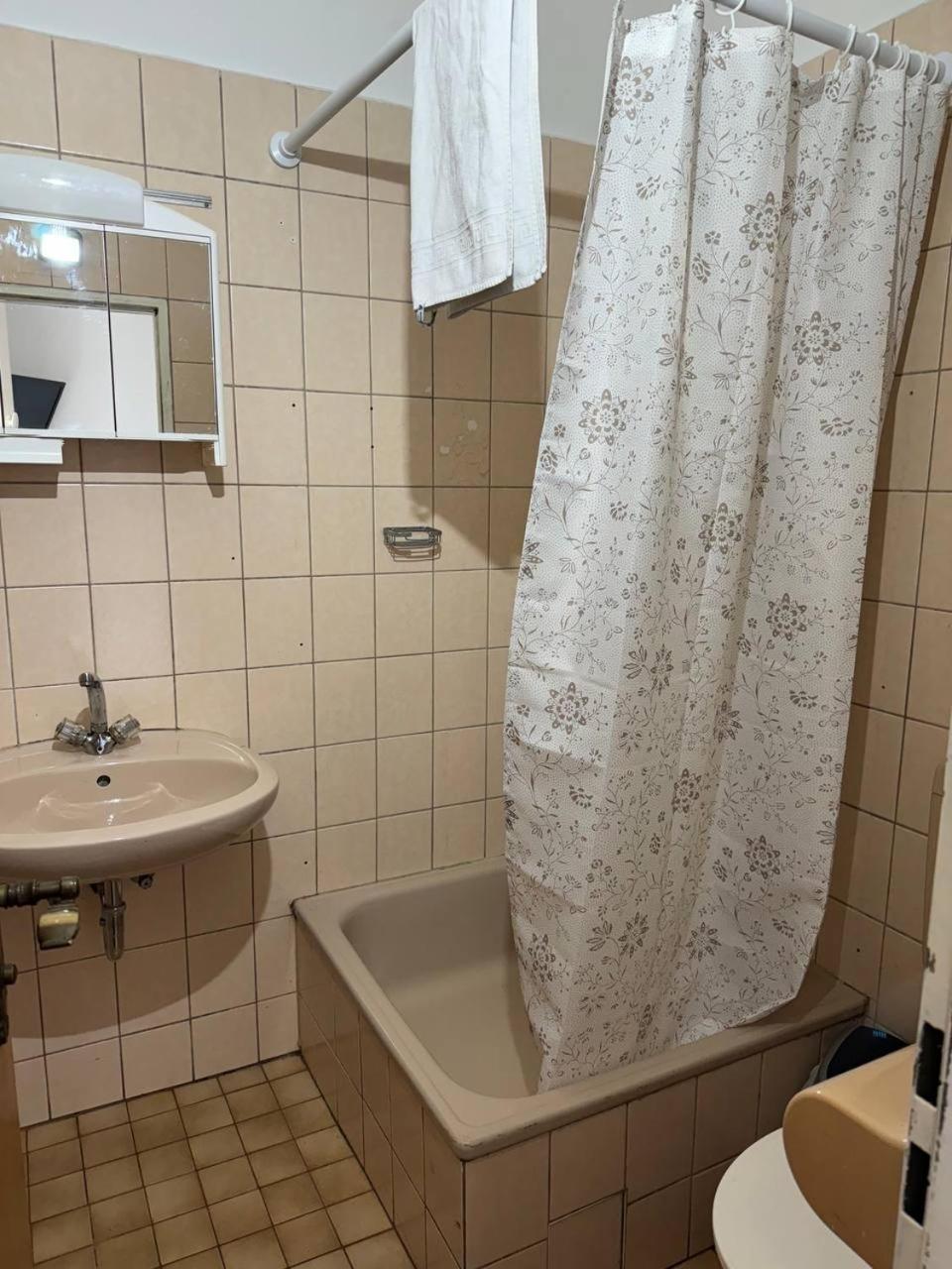 Kleines Einzelzimmer