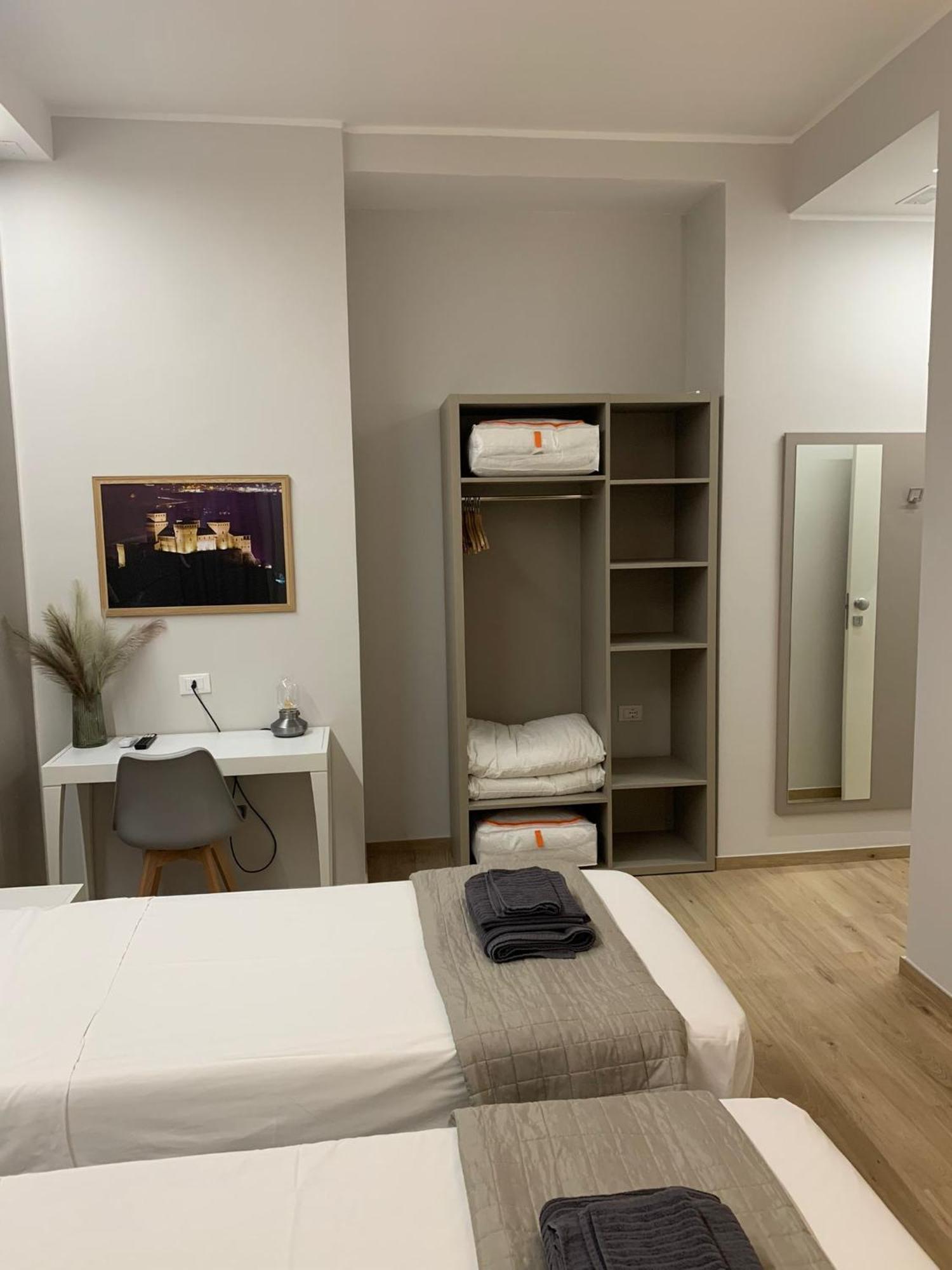 Double or Twin Room with Private Bathroom,1603331474:JPEG