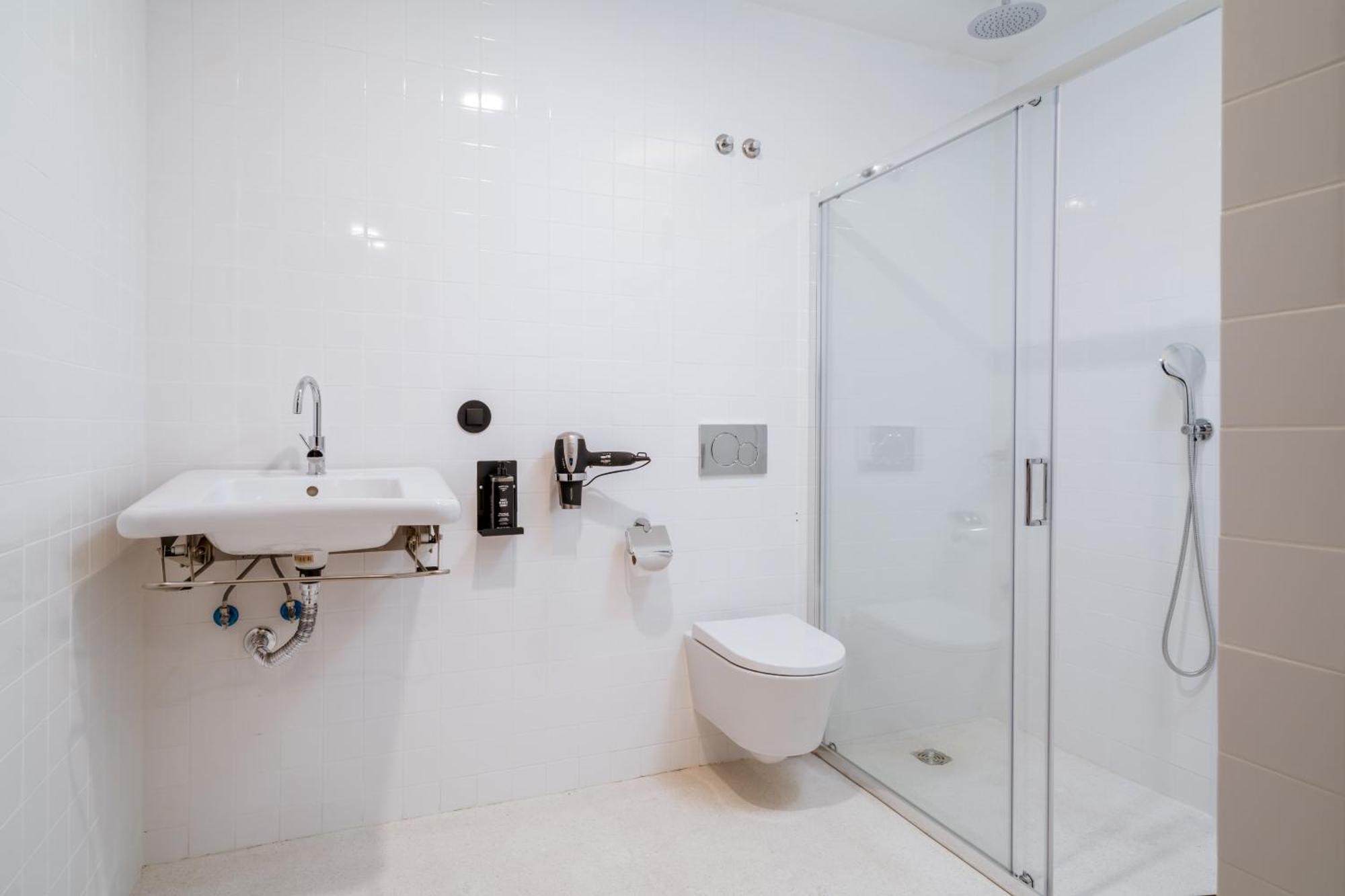 Queen Room Disability Access