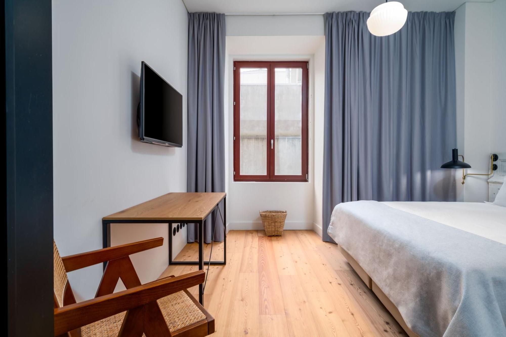 Queen Room Disability Access