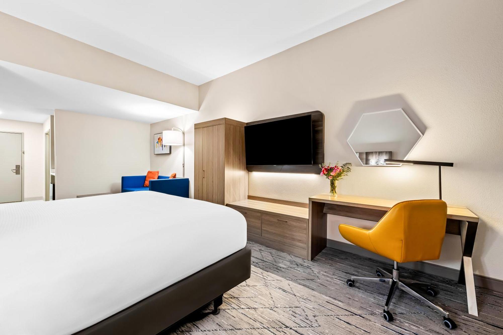 One-Bedroom Suite,1606048400:JPEG