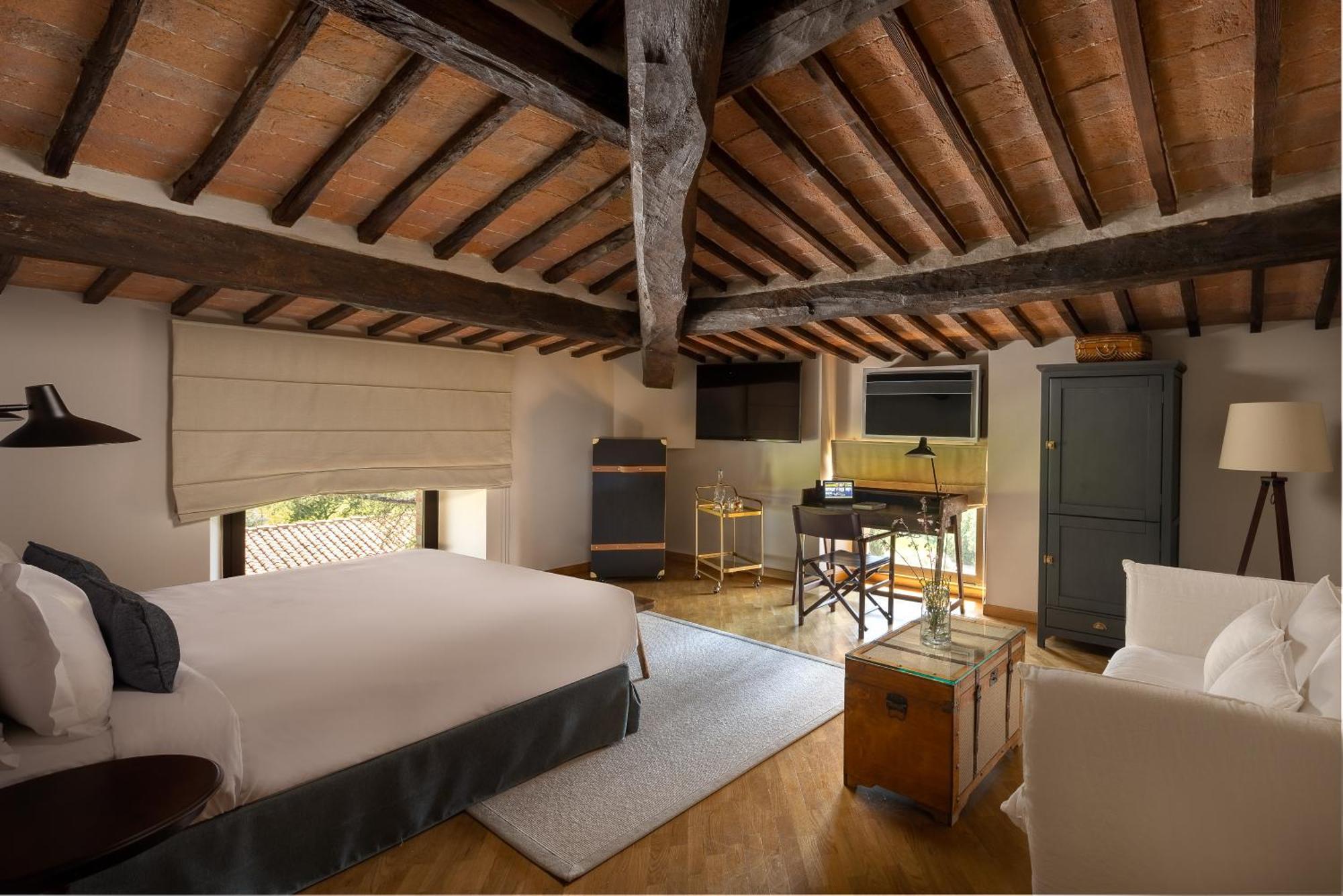 Deluxe Room,1608881469:JPEG