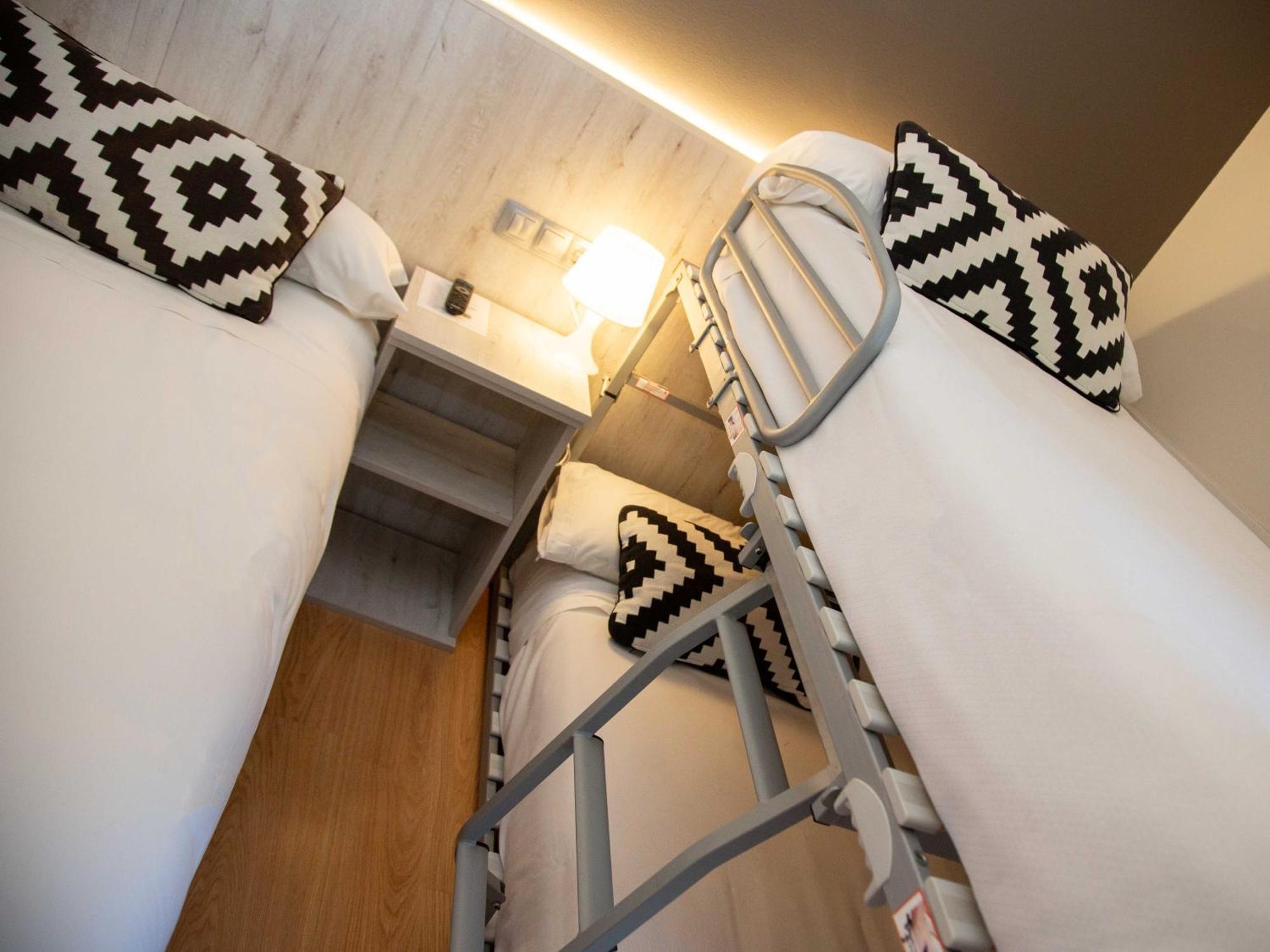 Habitación Cuádruple (2 adultos + 2 niños)