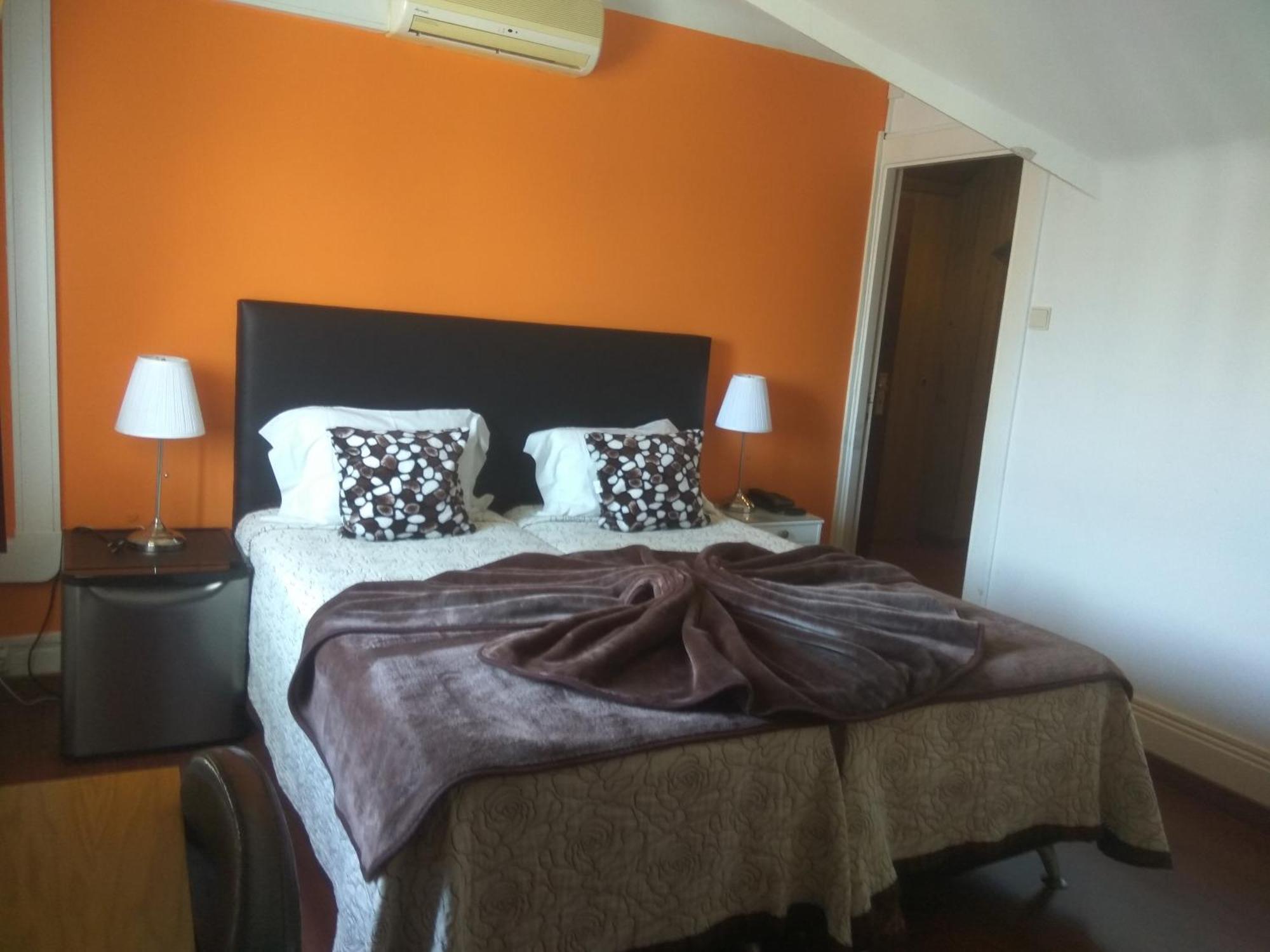 Economy Twin Room