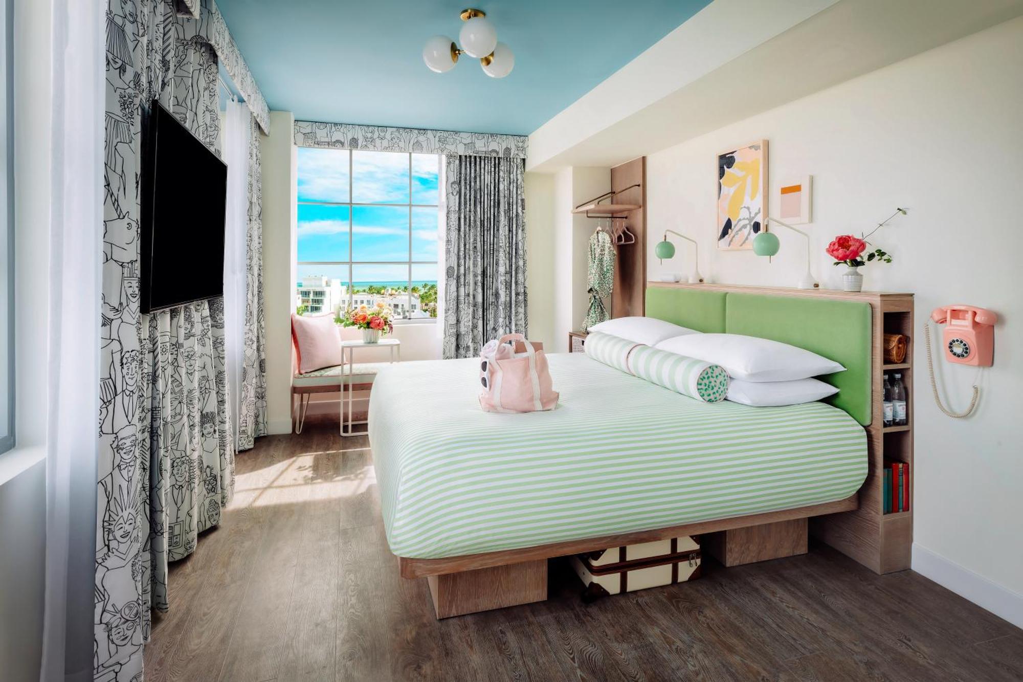 Standard King Room
