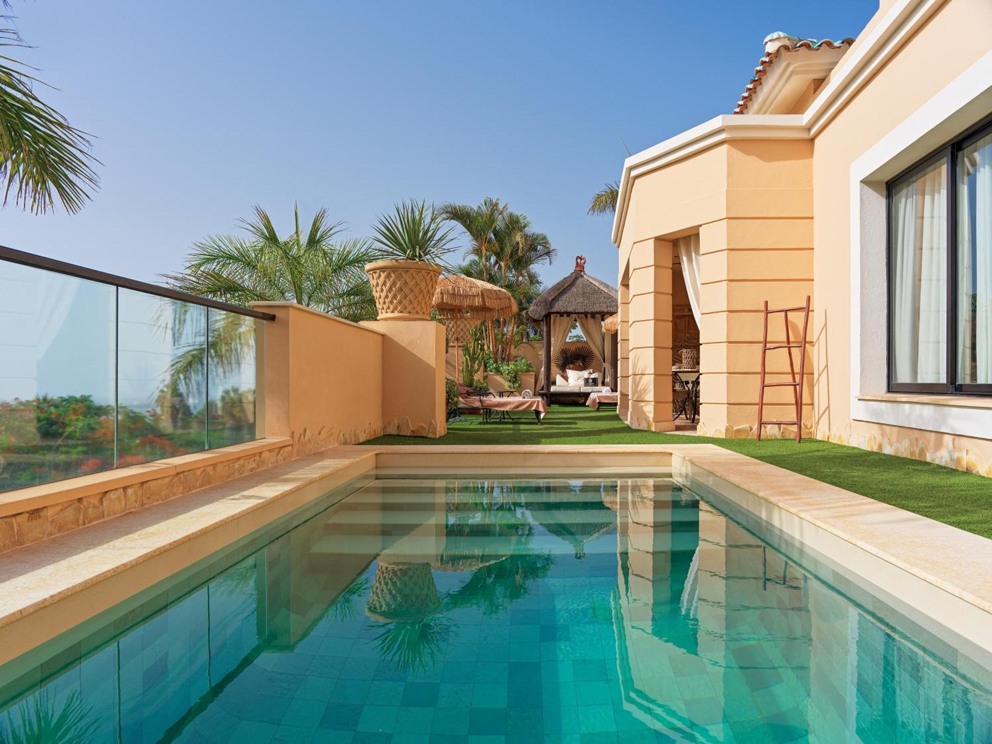 Grand Princess Villa private pool