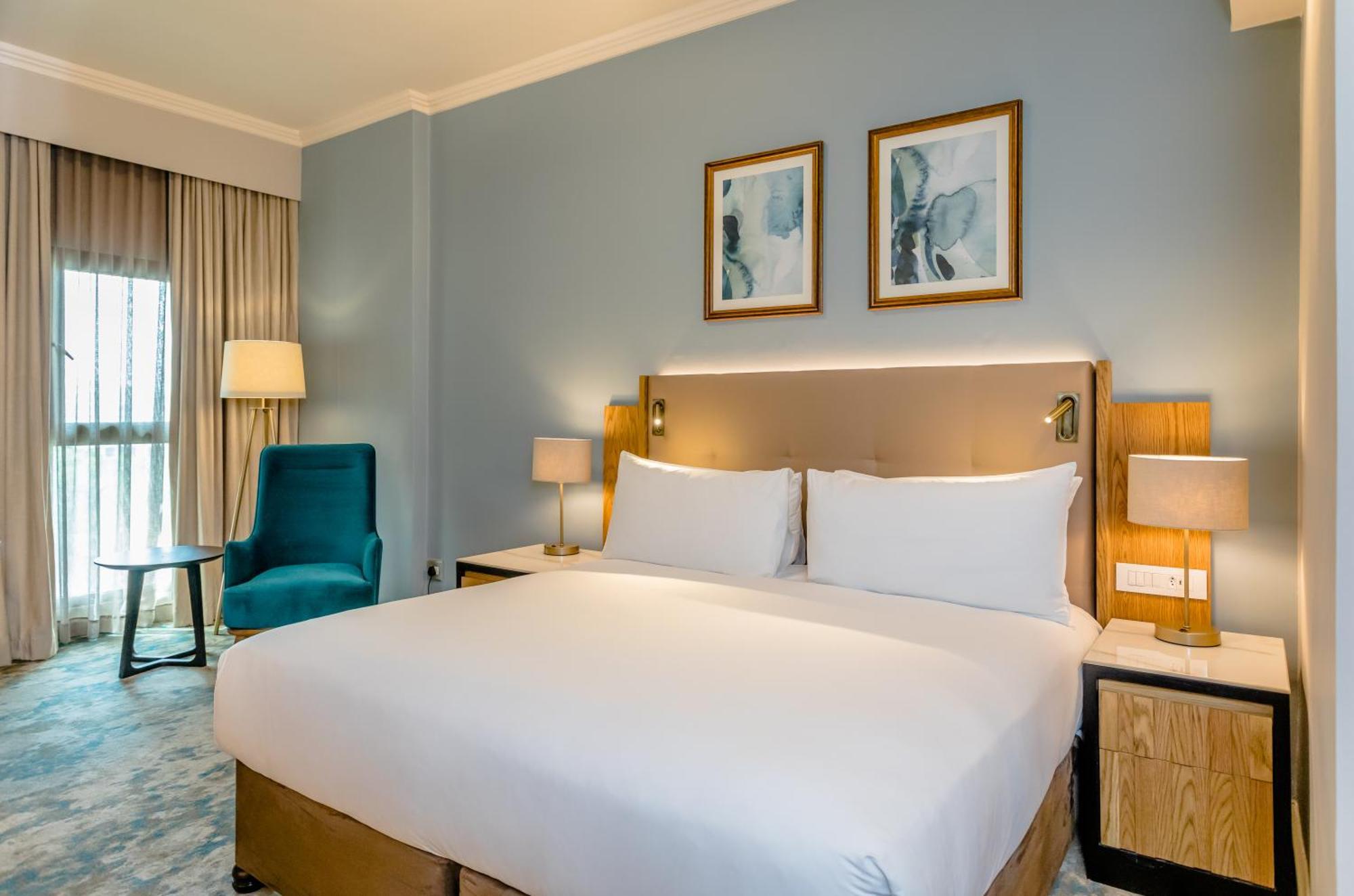 Superior King Room