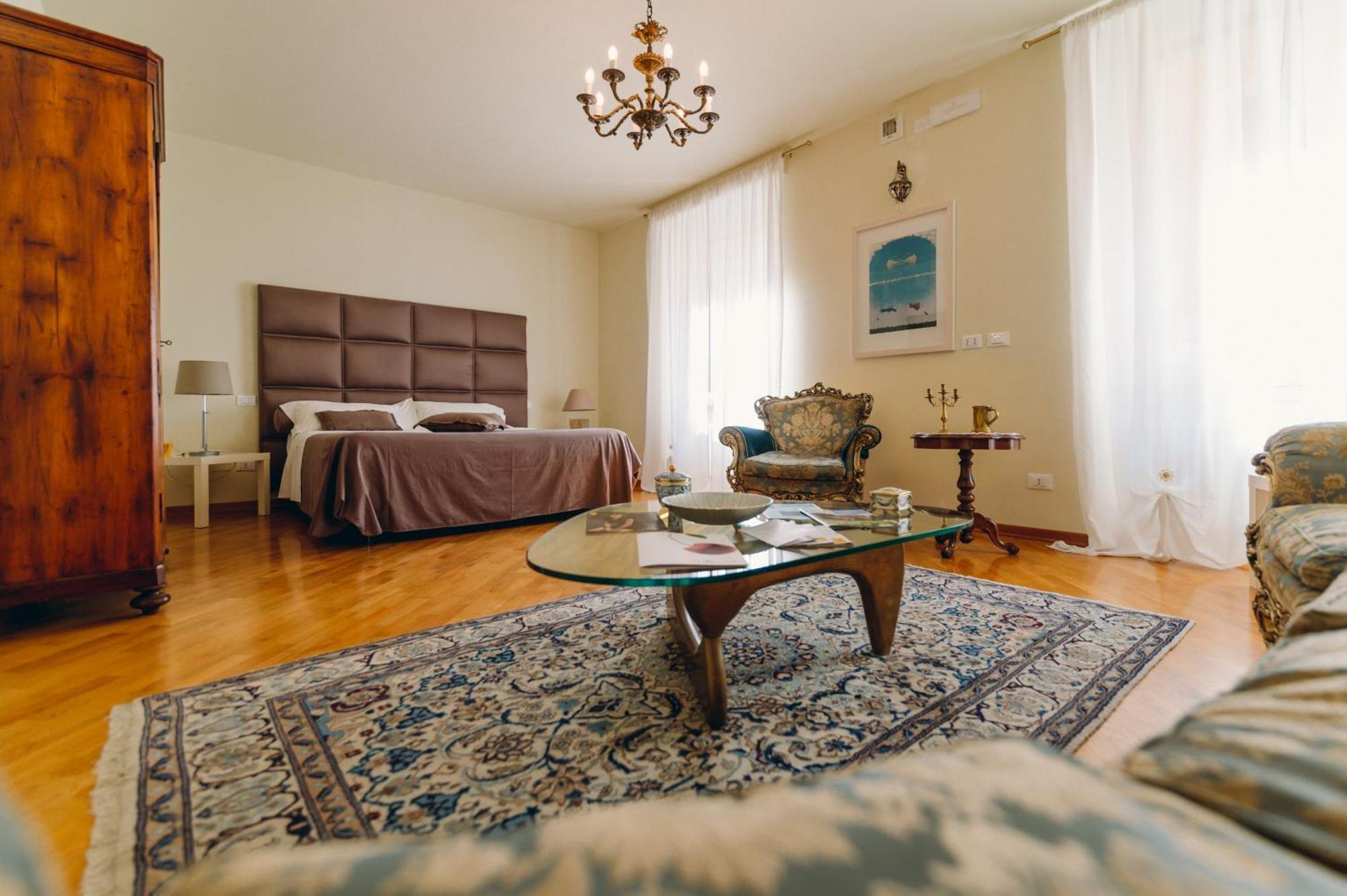 Large Suite