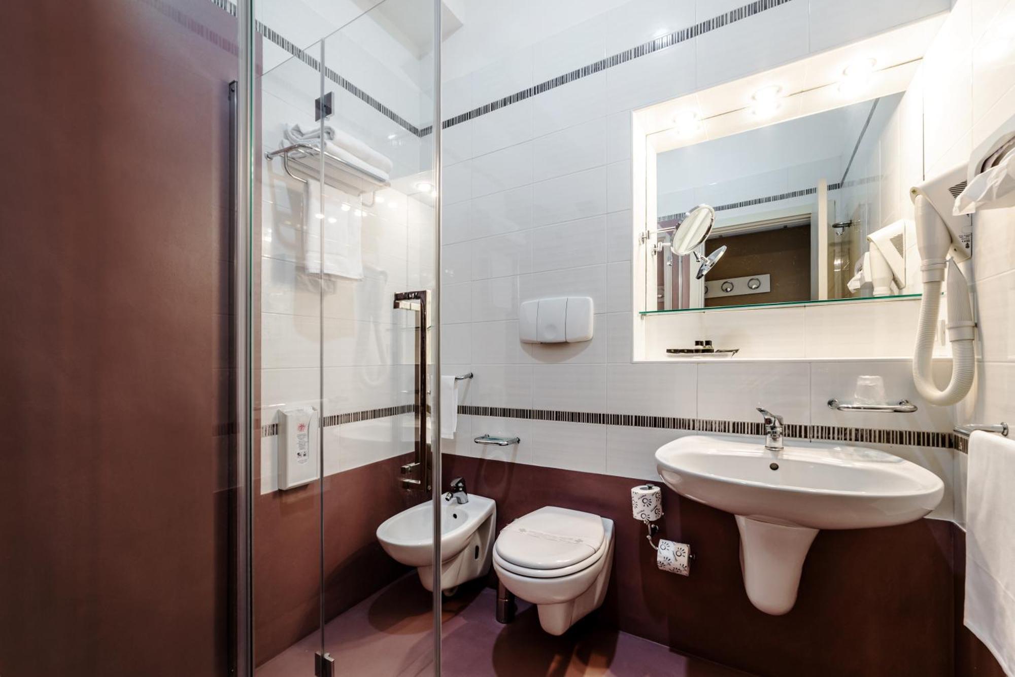 Comfort Double or Twin Room